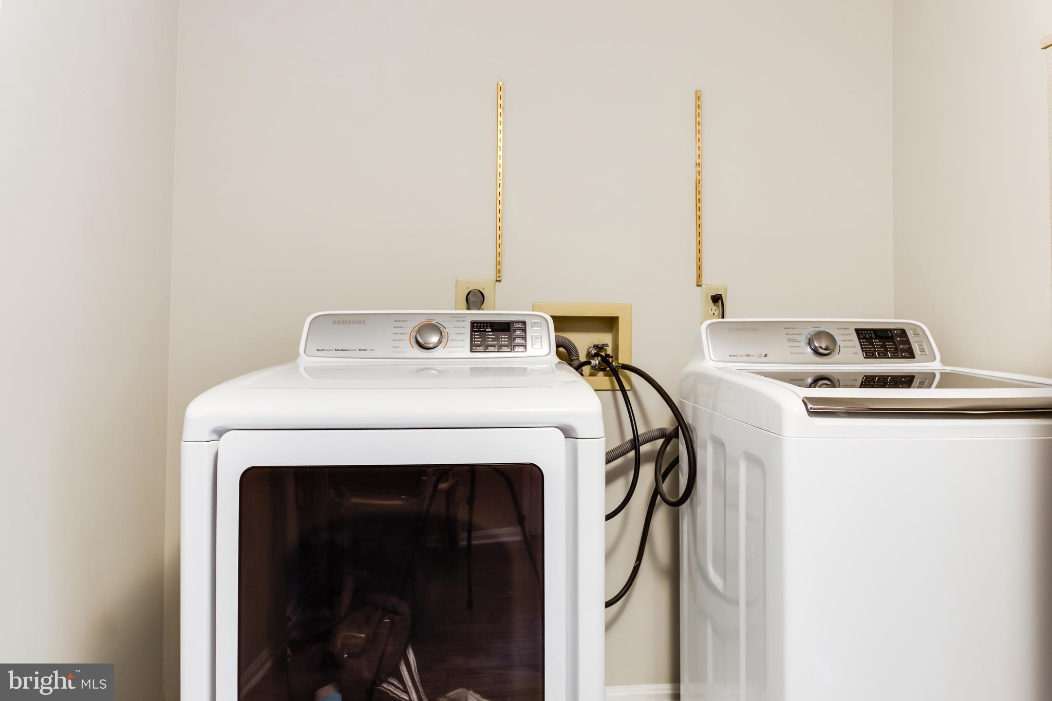 HAMPSHIRE - Residential