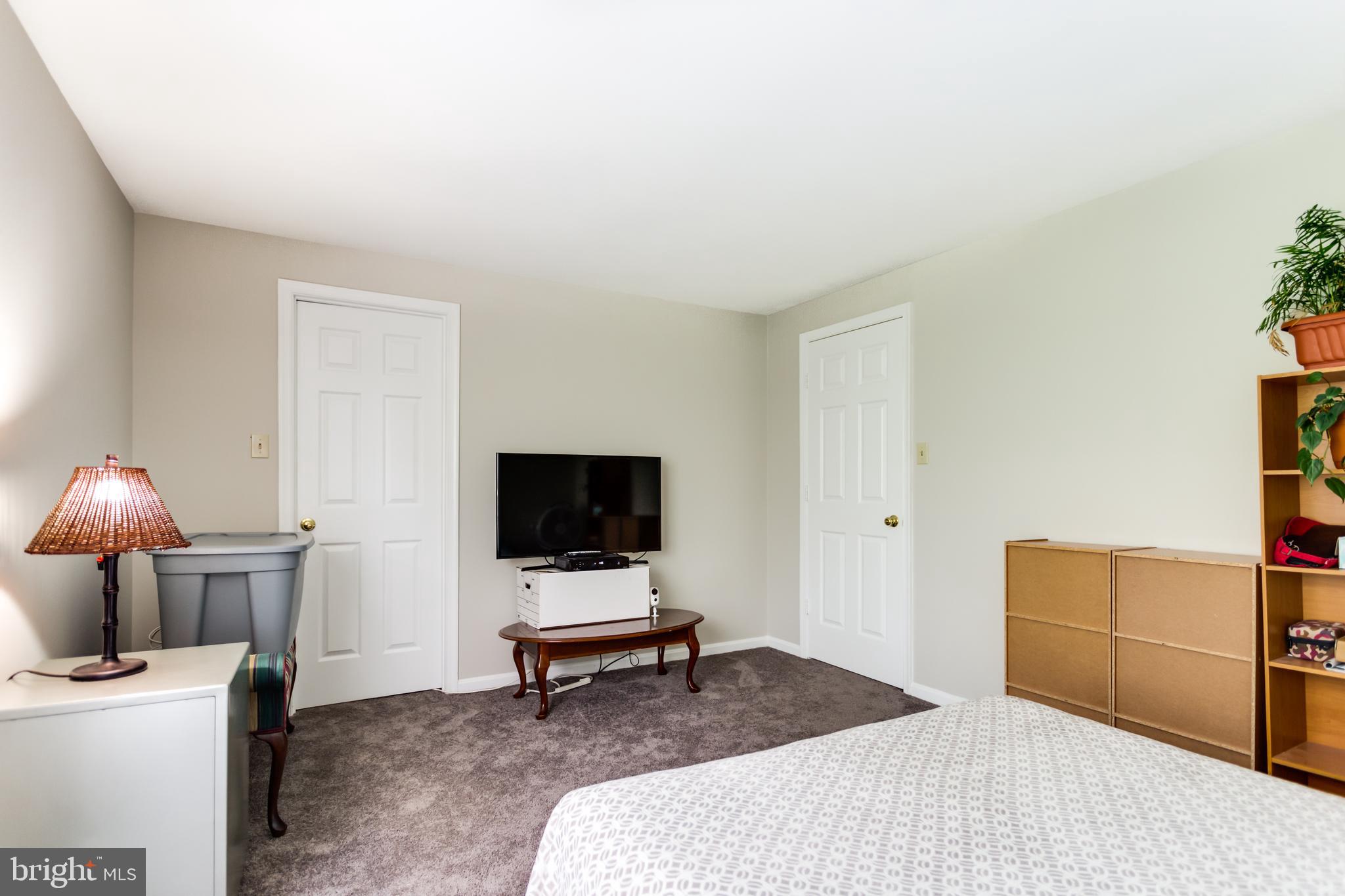 HAMPSHIRE - Residential