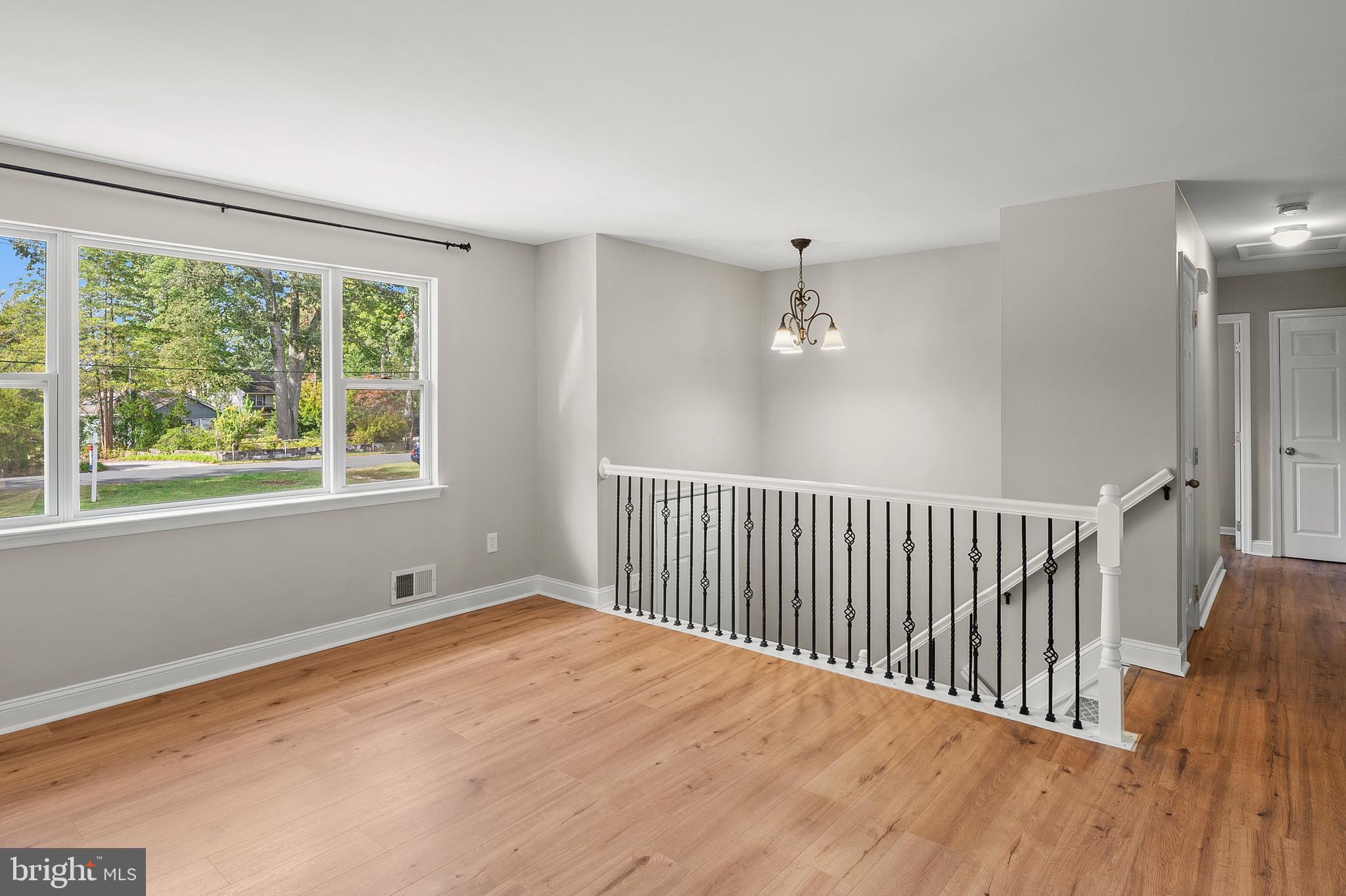 233 BEACHWOOD ROAD