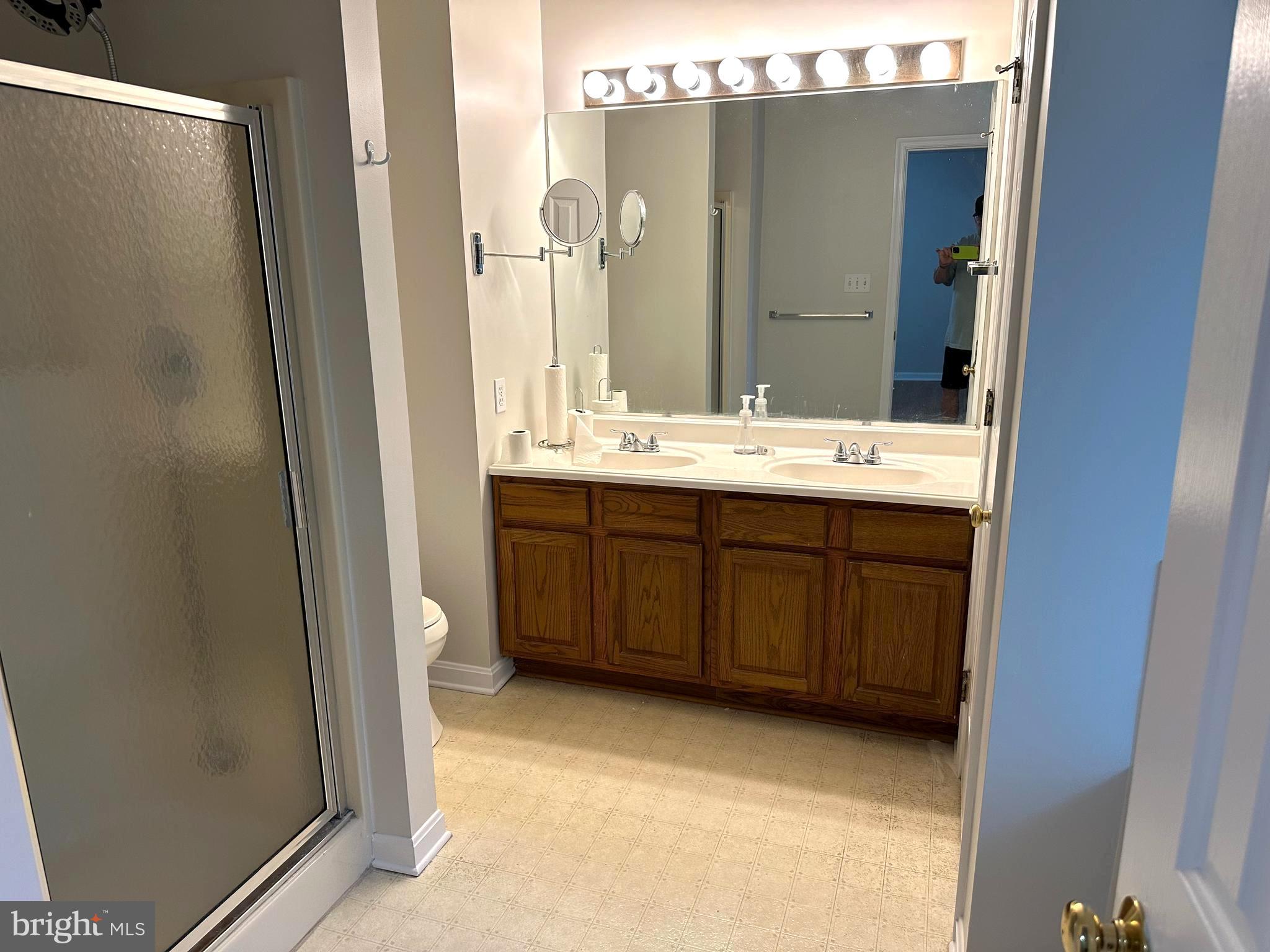 PIEDMONT HILLS - Residential Lease