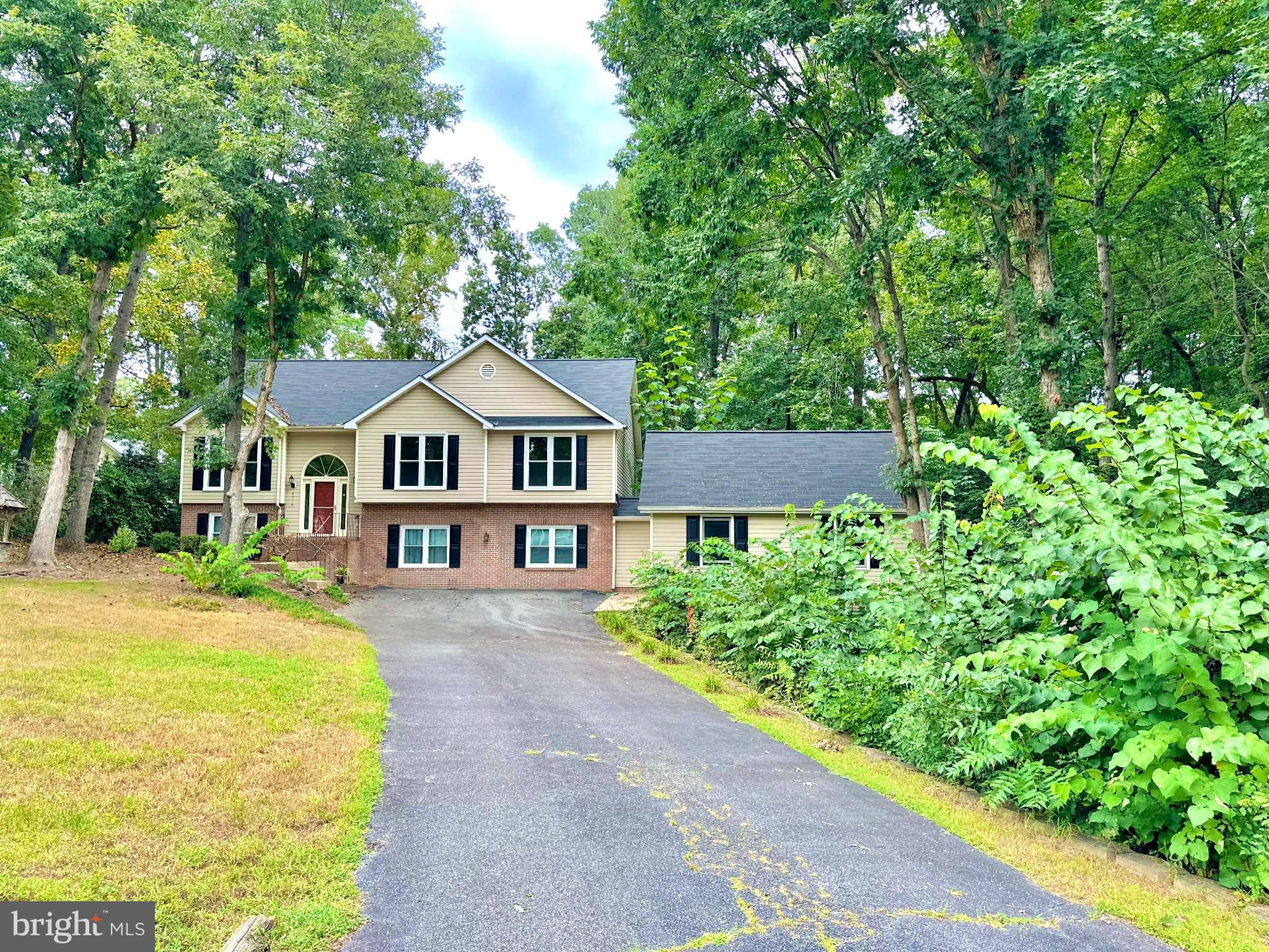 PIEDMONT HILLS - Residential Lease