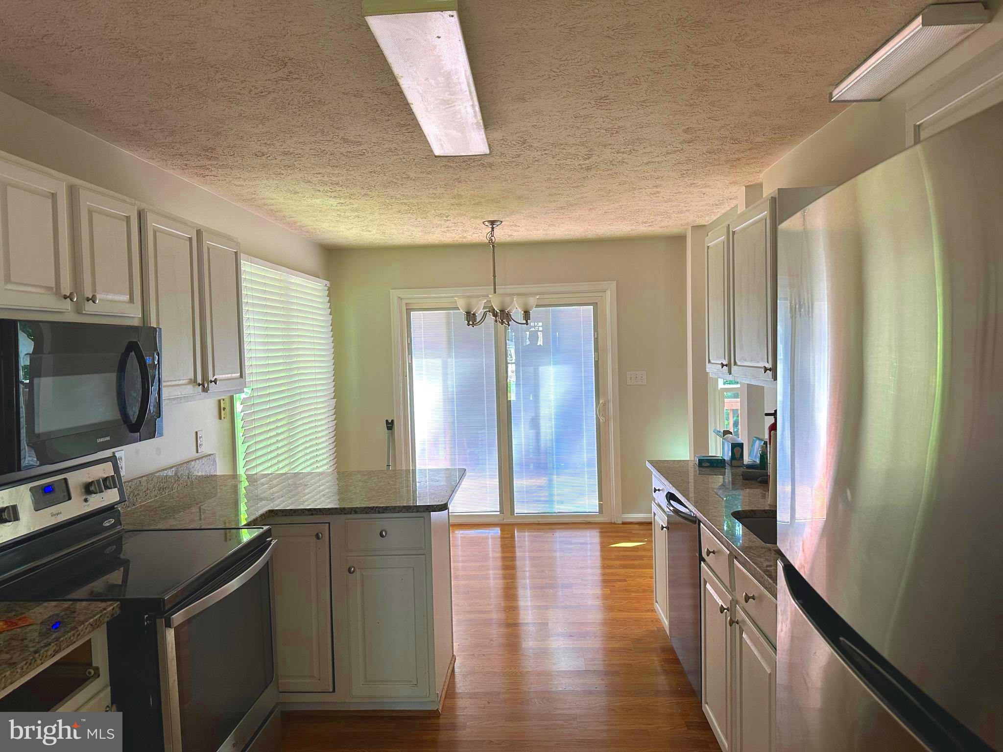 PIEDMONT HILLS - Residential Lease