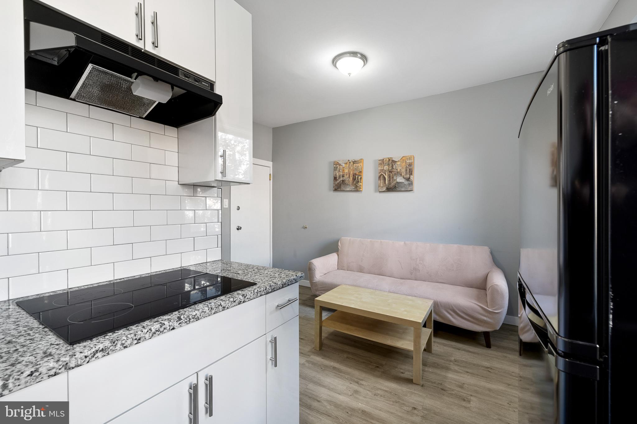 GRADUATE HOSPITAL - Residential Lease