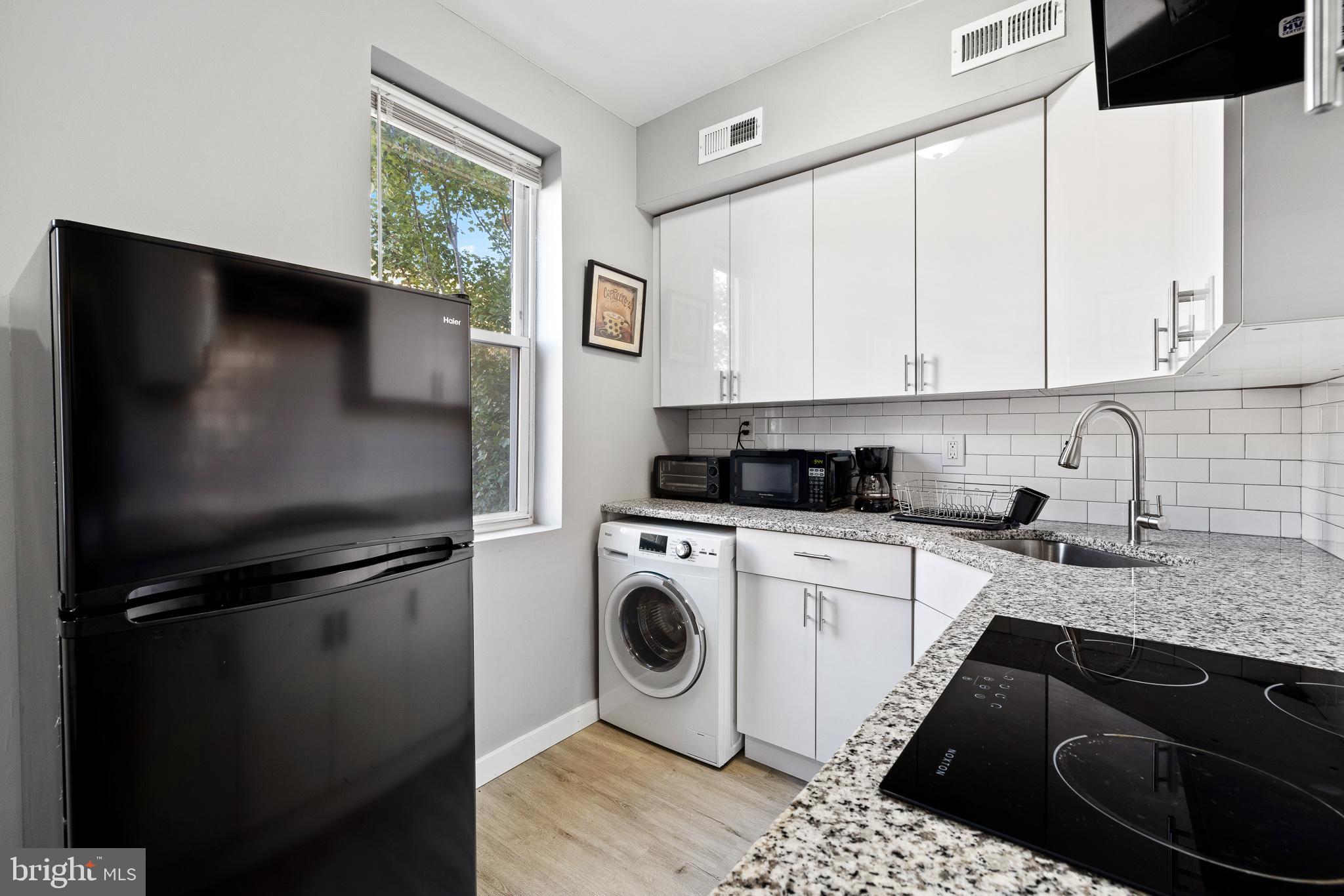 GRADUATE HOSPITAL - Residential Lease