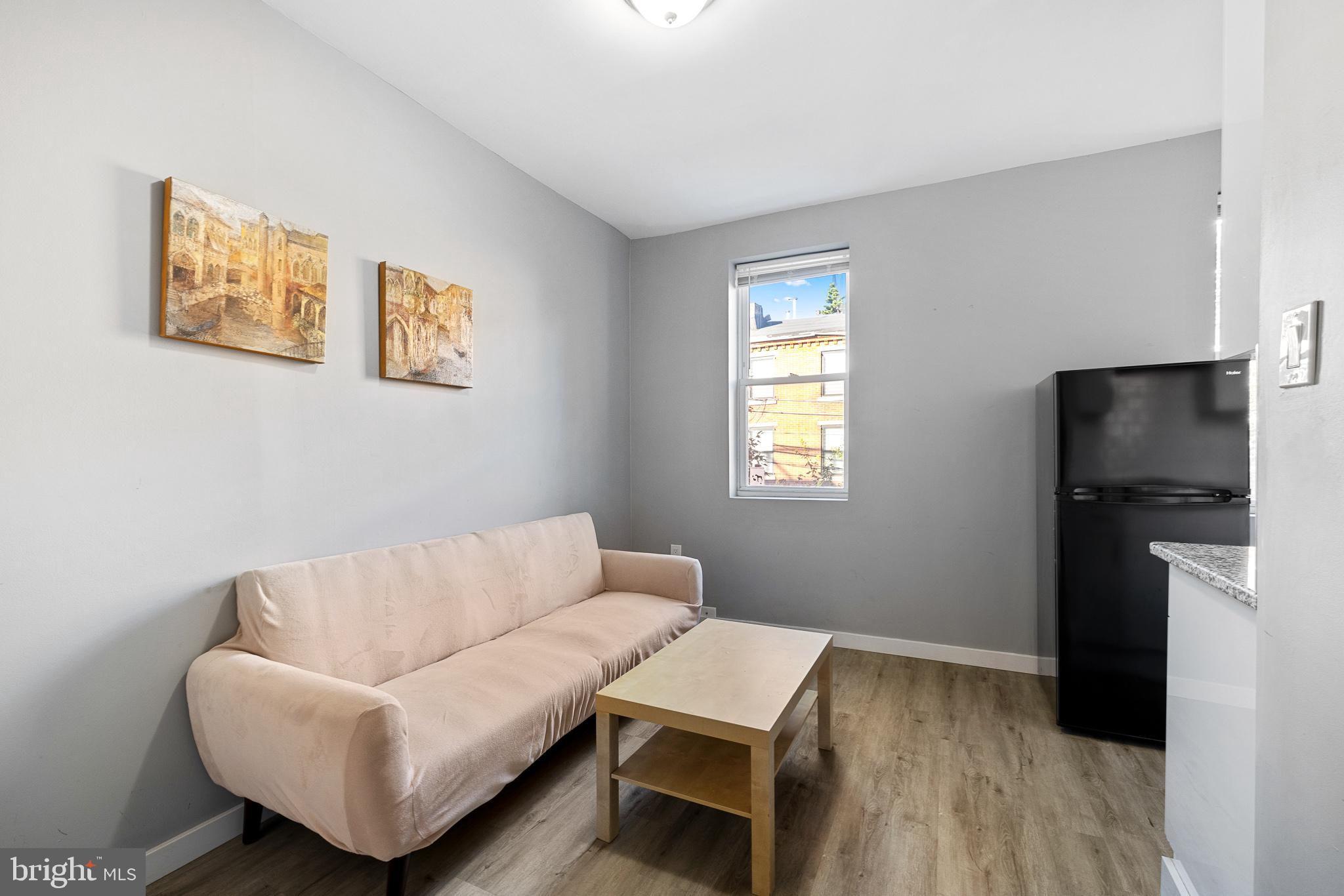 GRADUATE HOSPITAL - Residential Lease