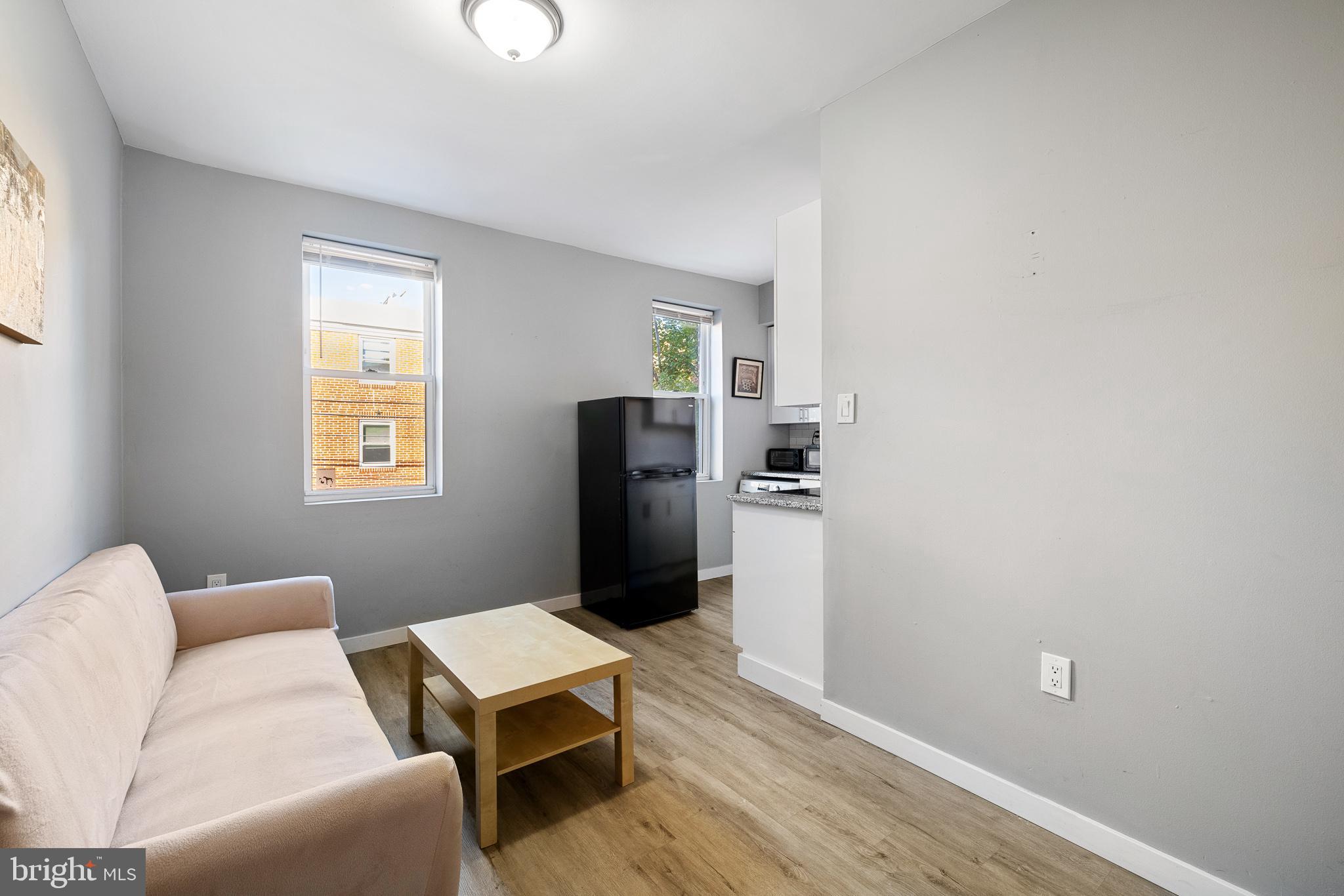 GRADUATE HOSPITAL - Residential Lease