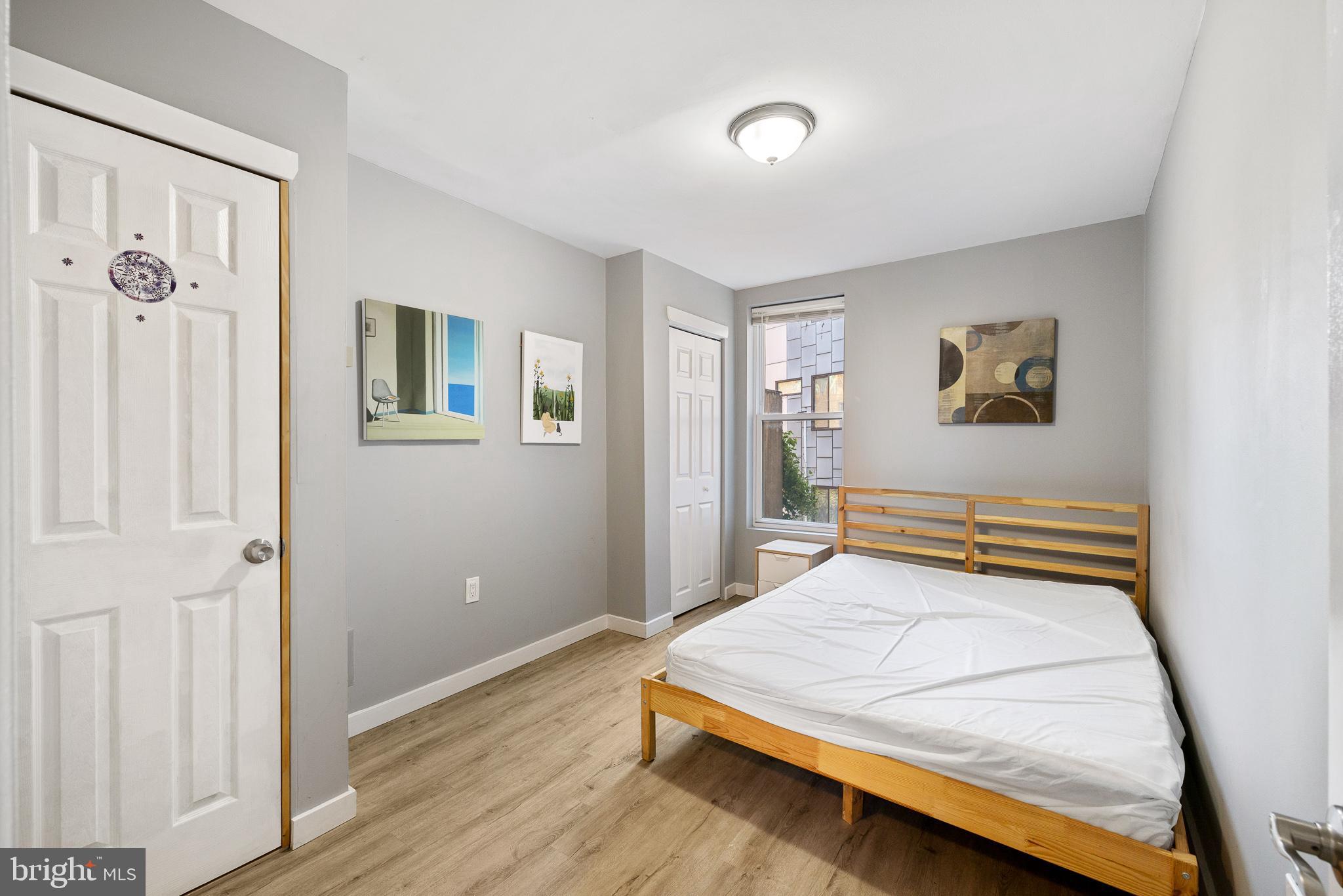 GRADUATE HOSPITAL - Residential Lease