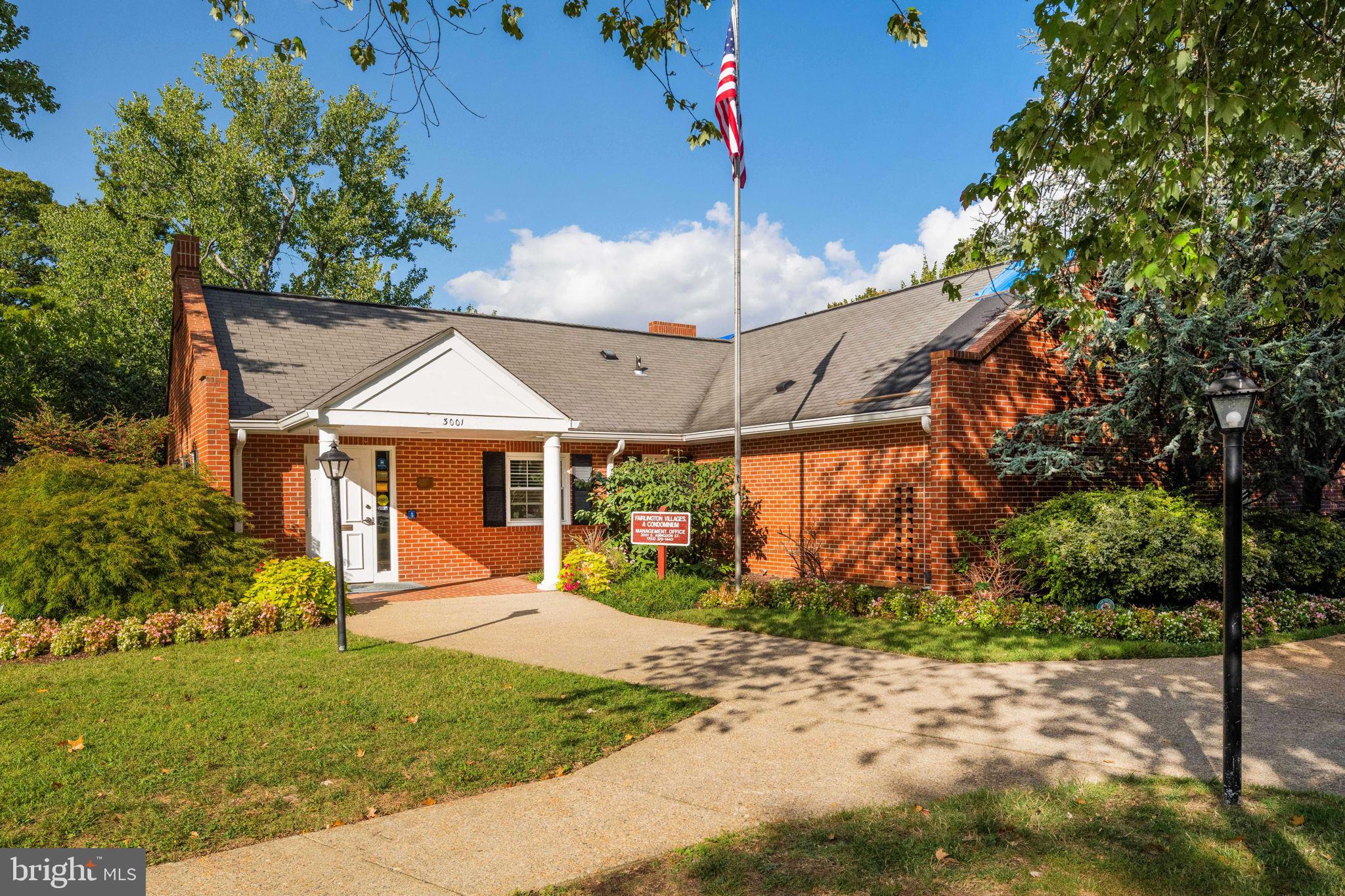 FAIRLINGTON VILLAGES - Residential