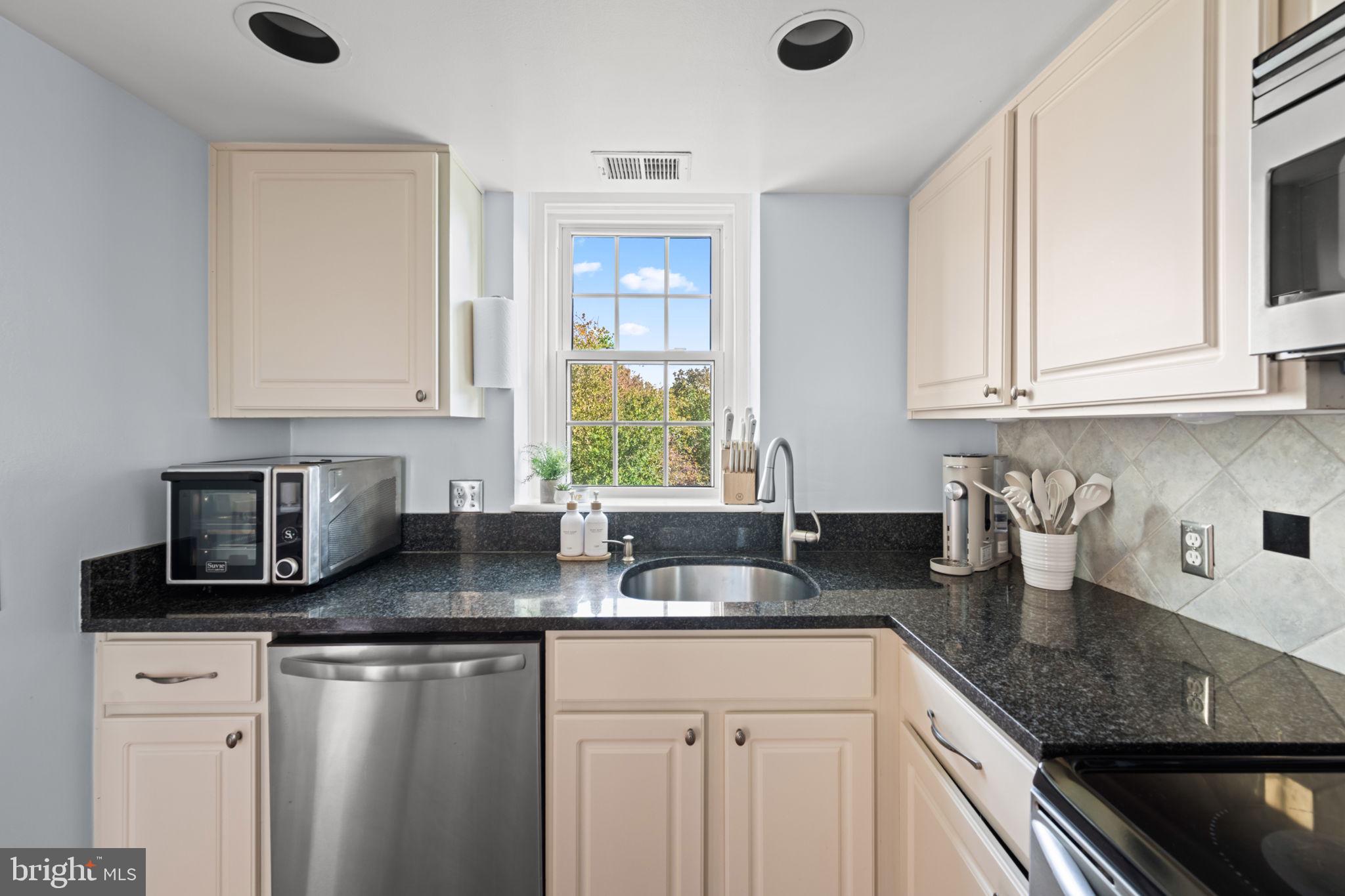 FAIRLINGTON VILLAGES - Residential