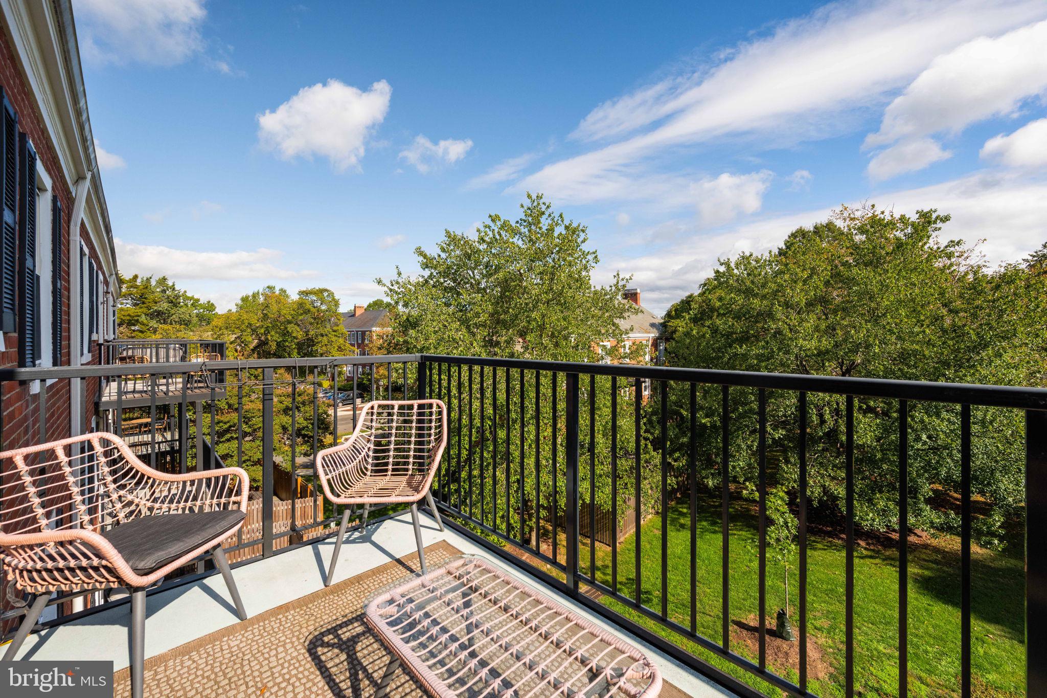 FAIRLINGTON VILLAGES - Residential