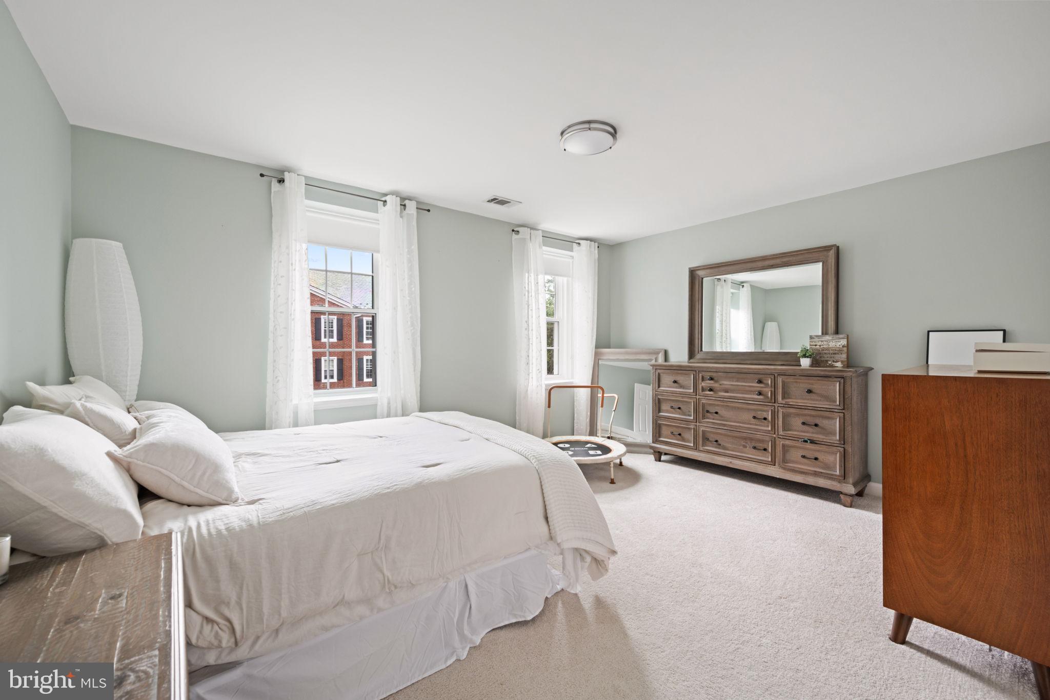 FAIRLINGTON VILLAGES - Residential