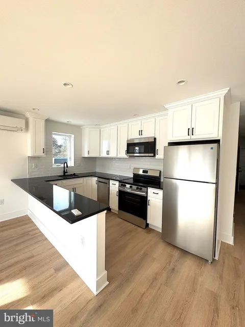 168 Columbia Avenue Unit F, Rehoboth Beach, DE MLS: DESU2084670