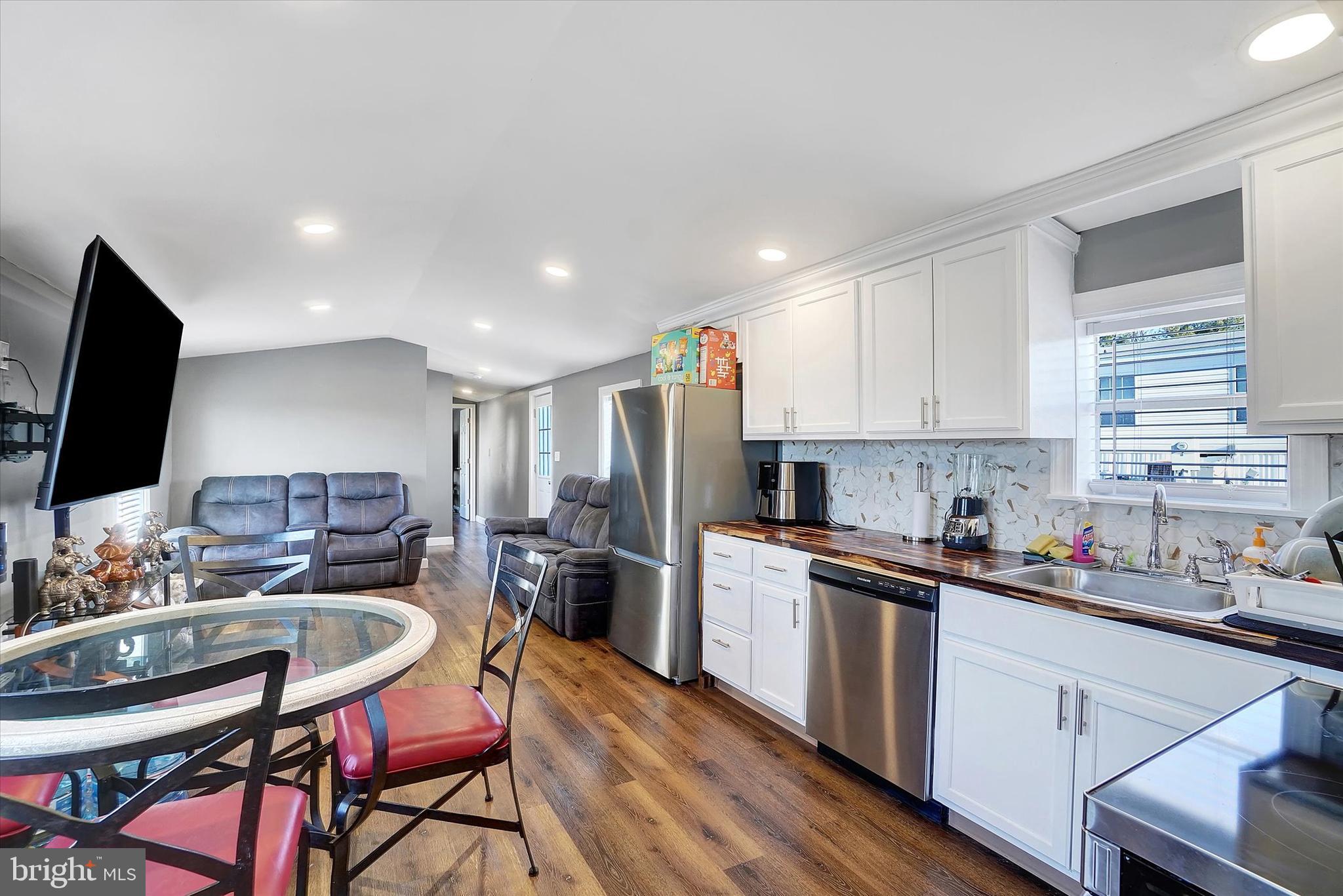 NEWBERRY FARMS - Residential