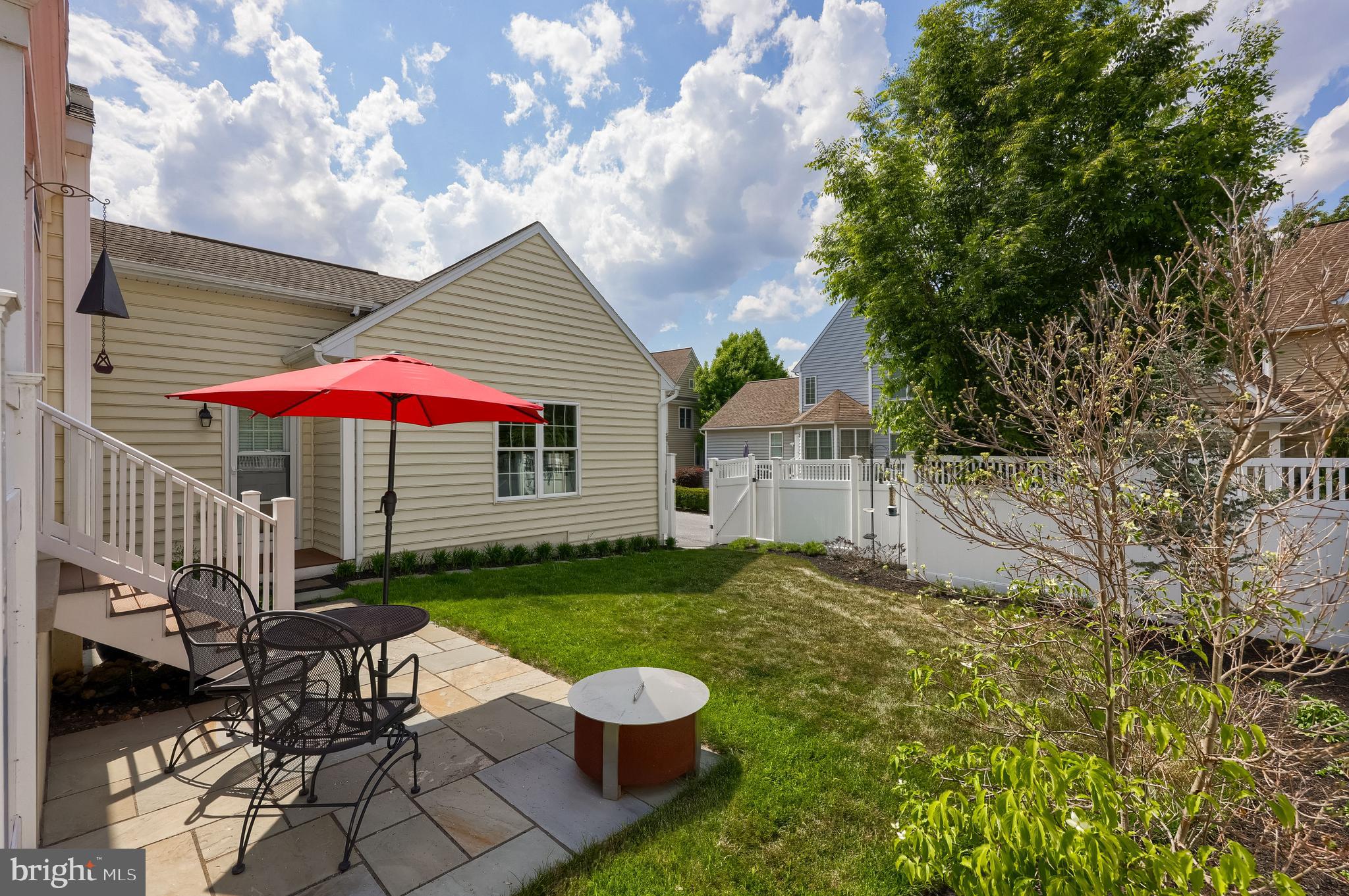 1416 PICKET DRIVE
