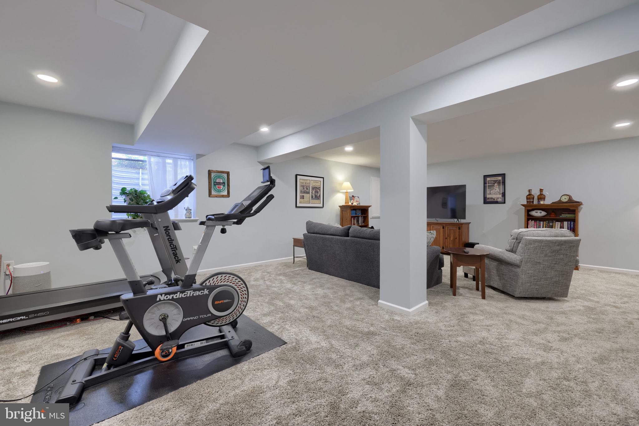 HEMPFIELD - Residential