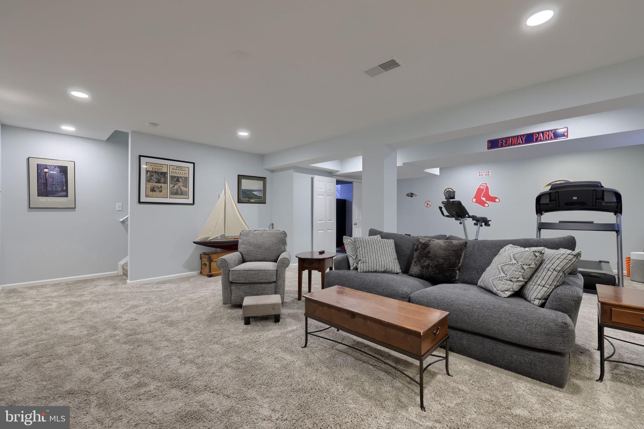 HEMPFIELD - Residential