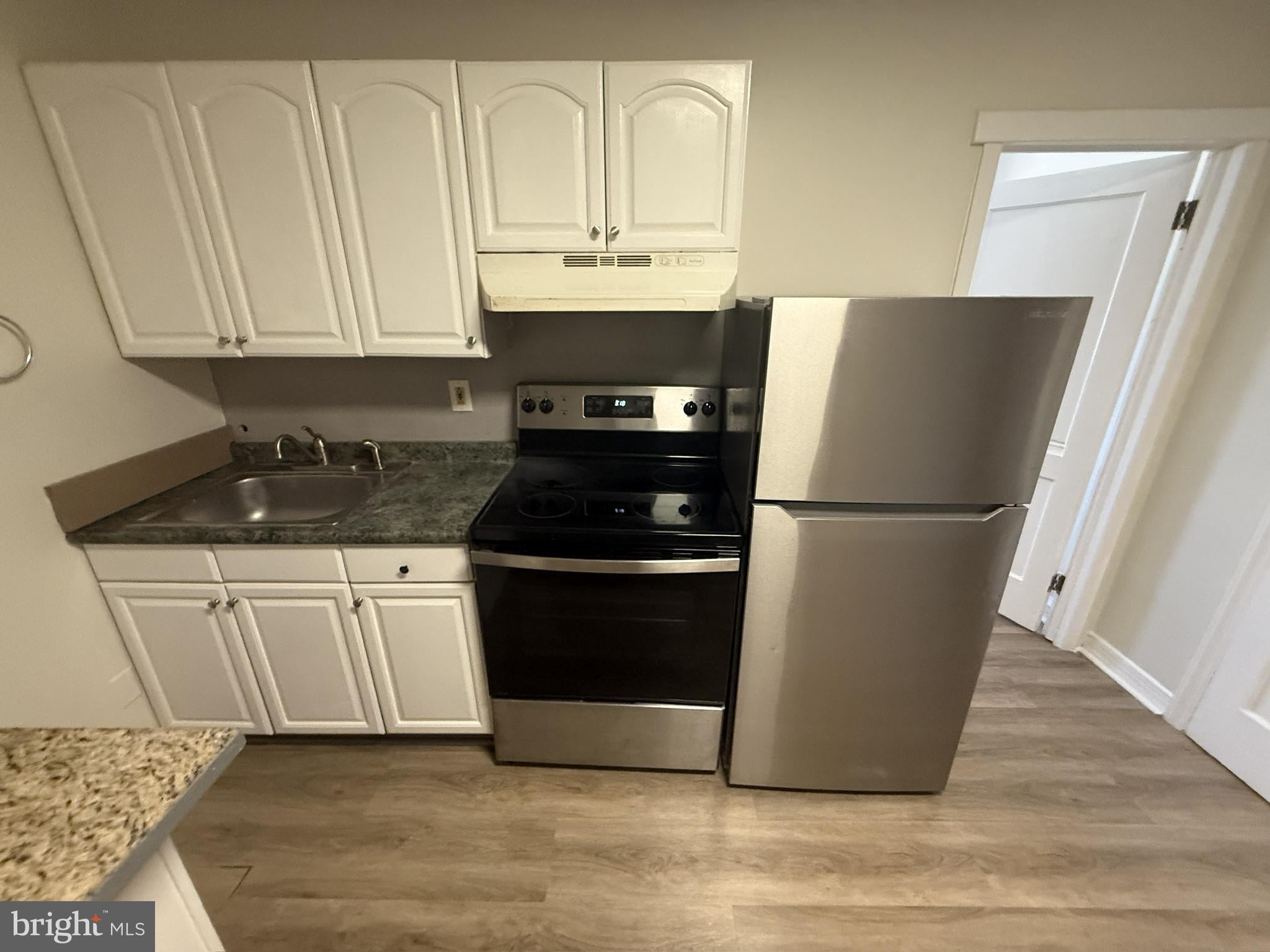 402 N SPRINGFIELD ROAD UNIT 4