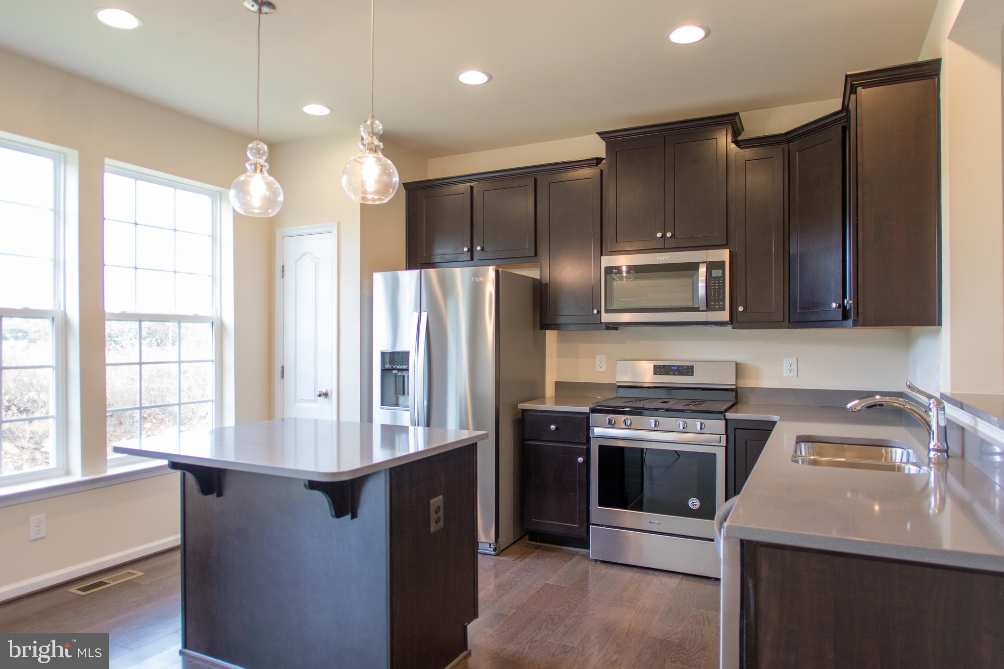 ARCHERS ROCK - Residential