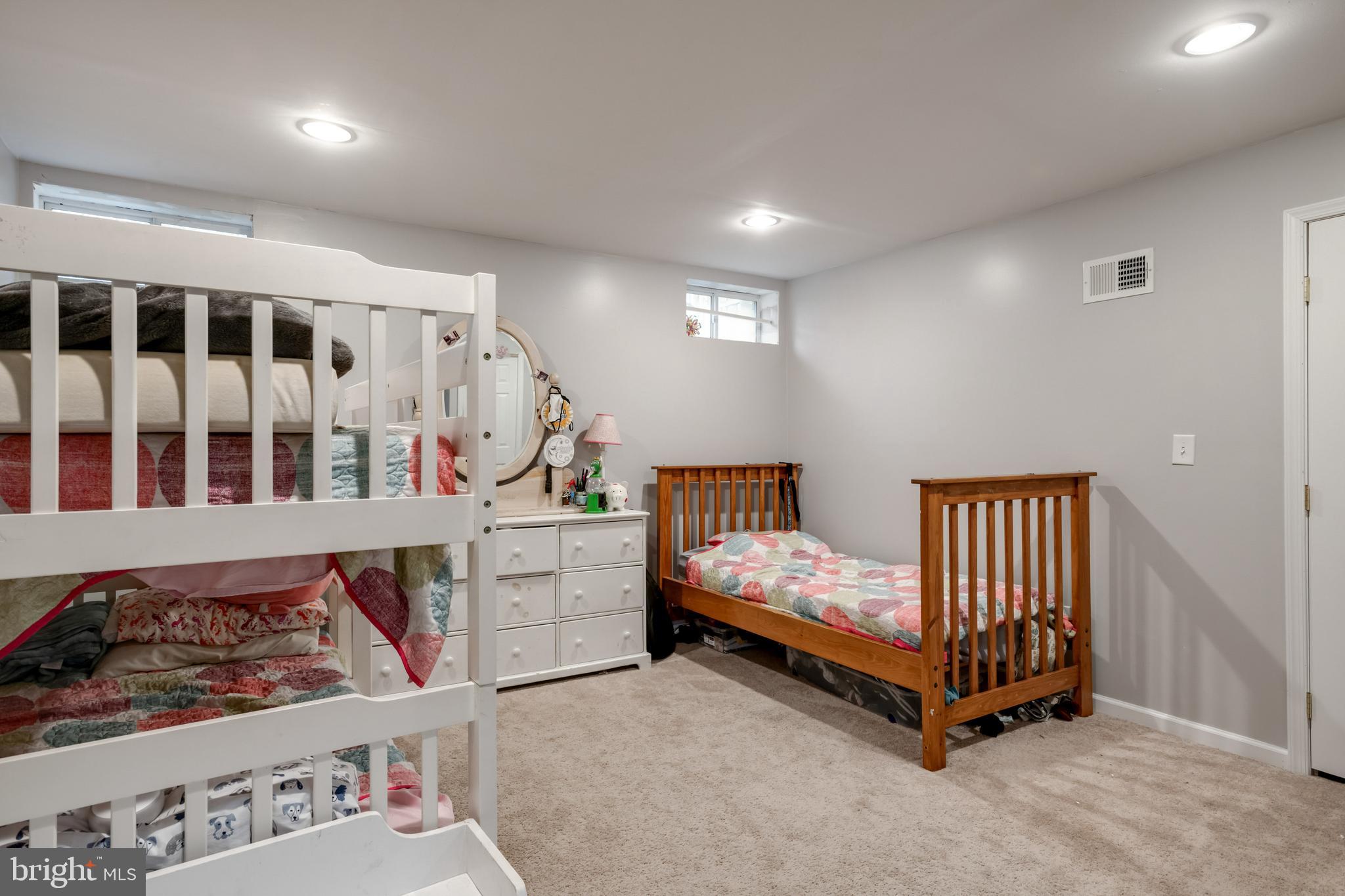 SOUTH WALES - Residential