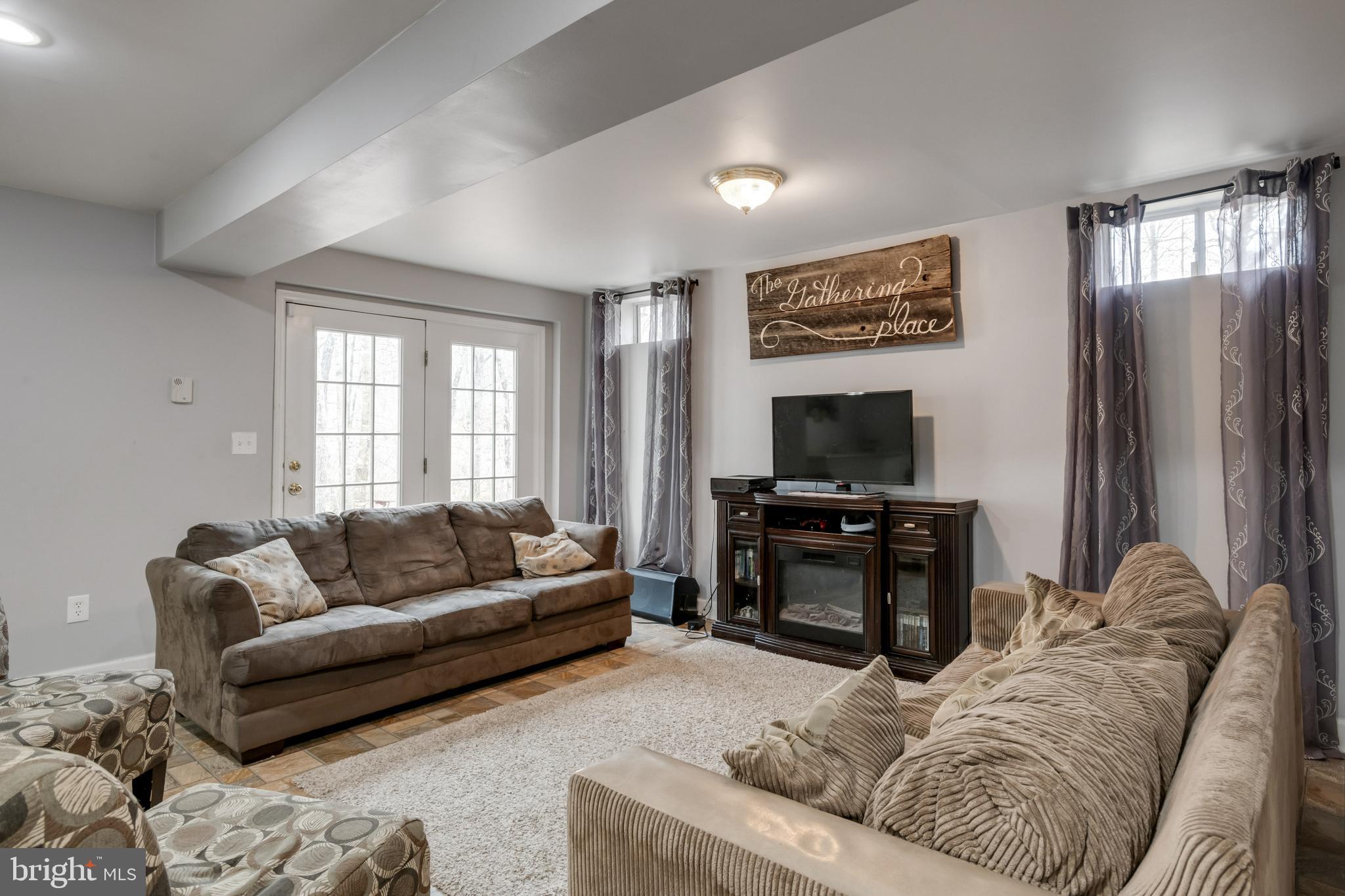 SOUTH WALES - Residential