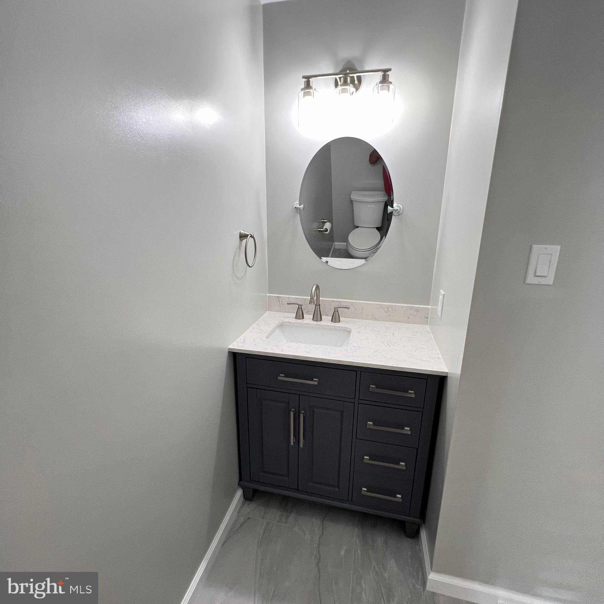 CHARING CROSS - Residential Lease