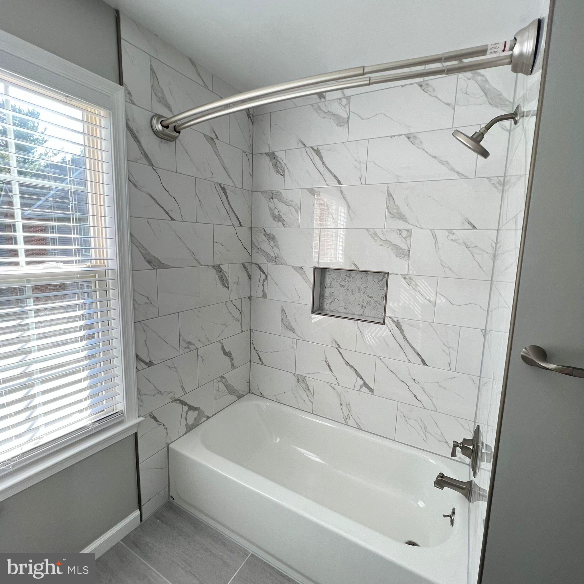 CHARING CROSS - Residential Lease