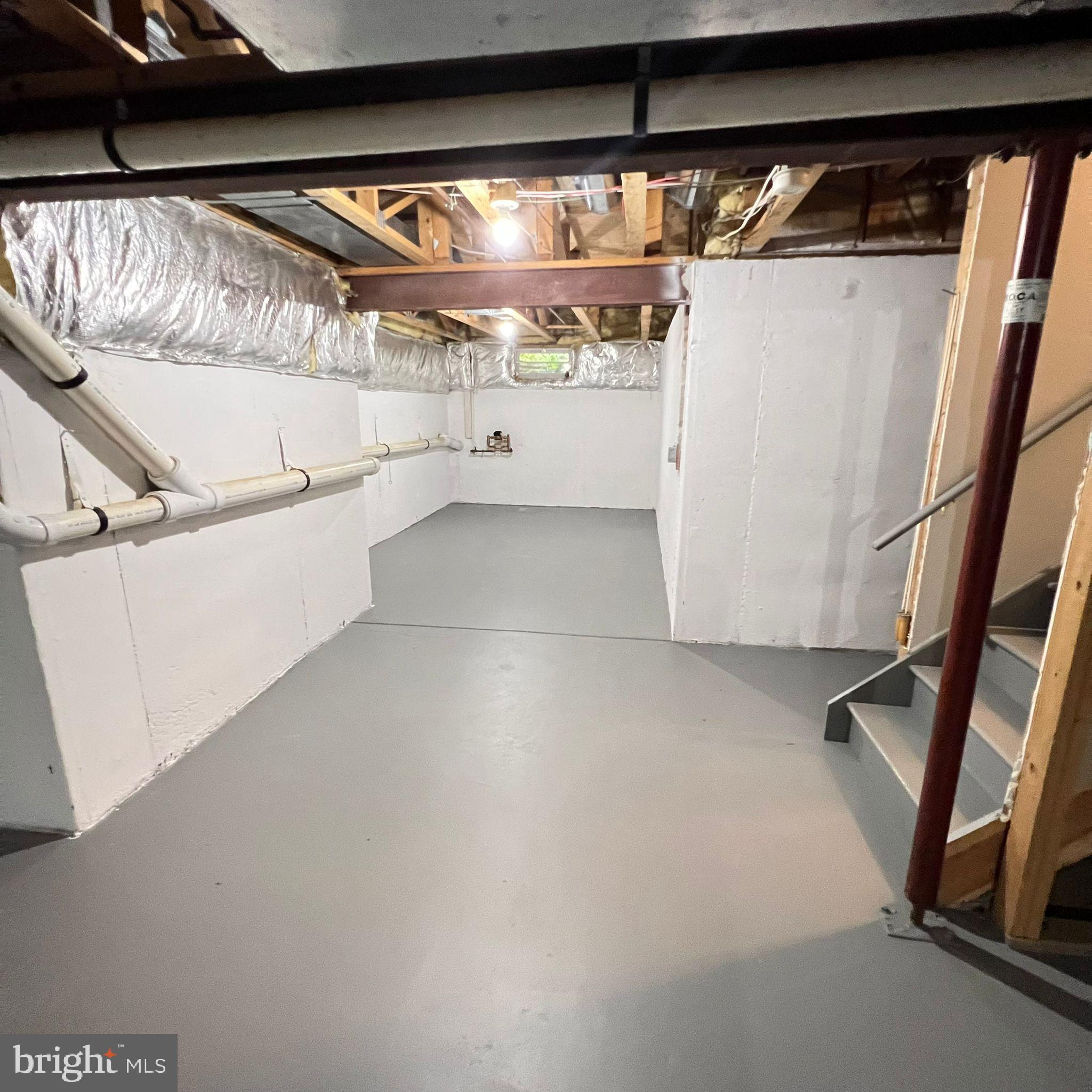 CHARING CROSS - Residential Lease