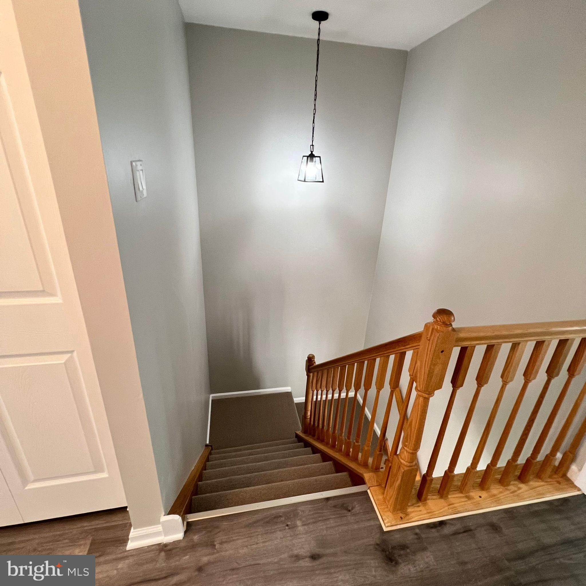 CHARING CROSS - Residential Lease