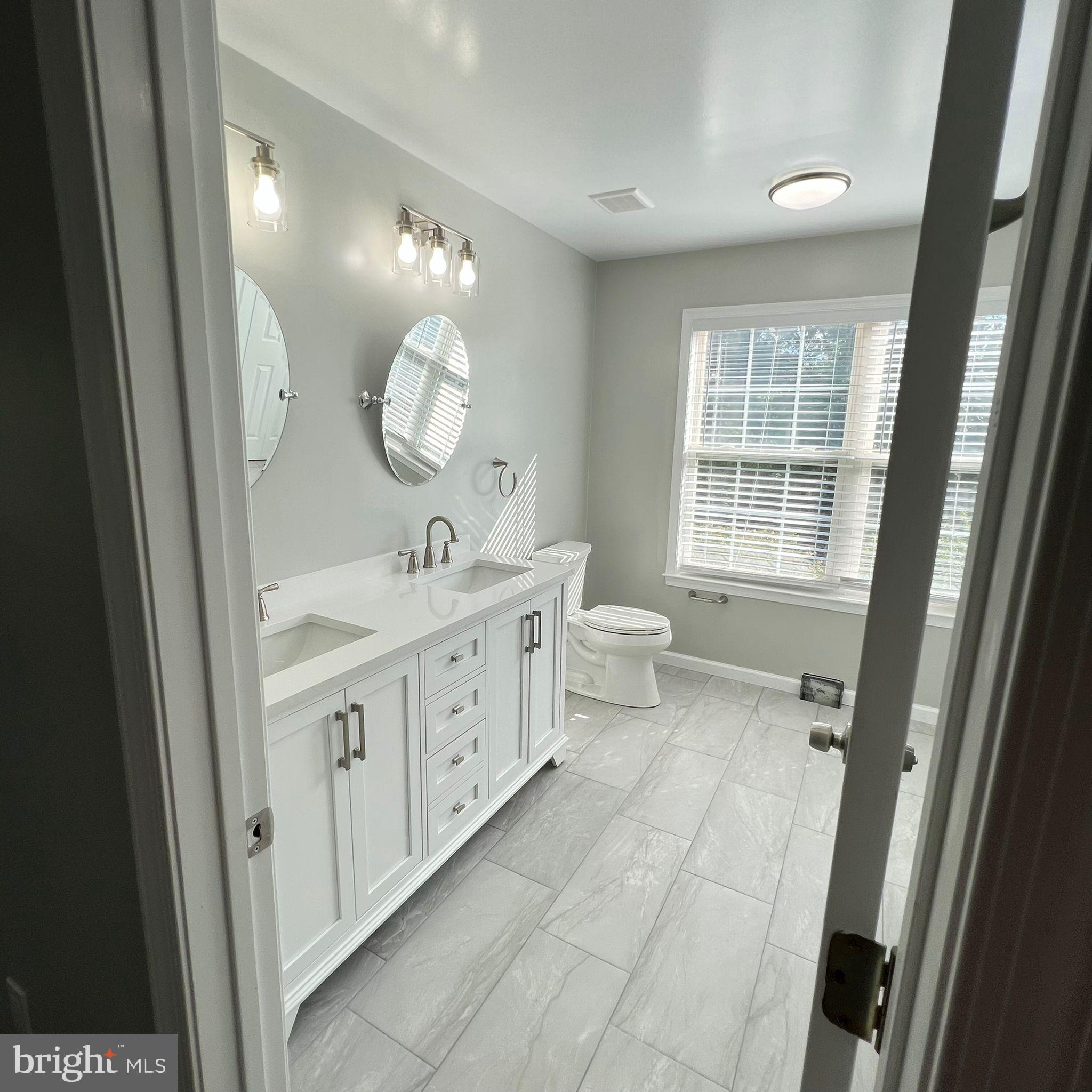 CHARING CROSS - Residential Lease