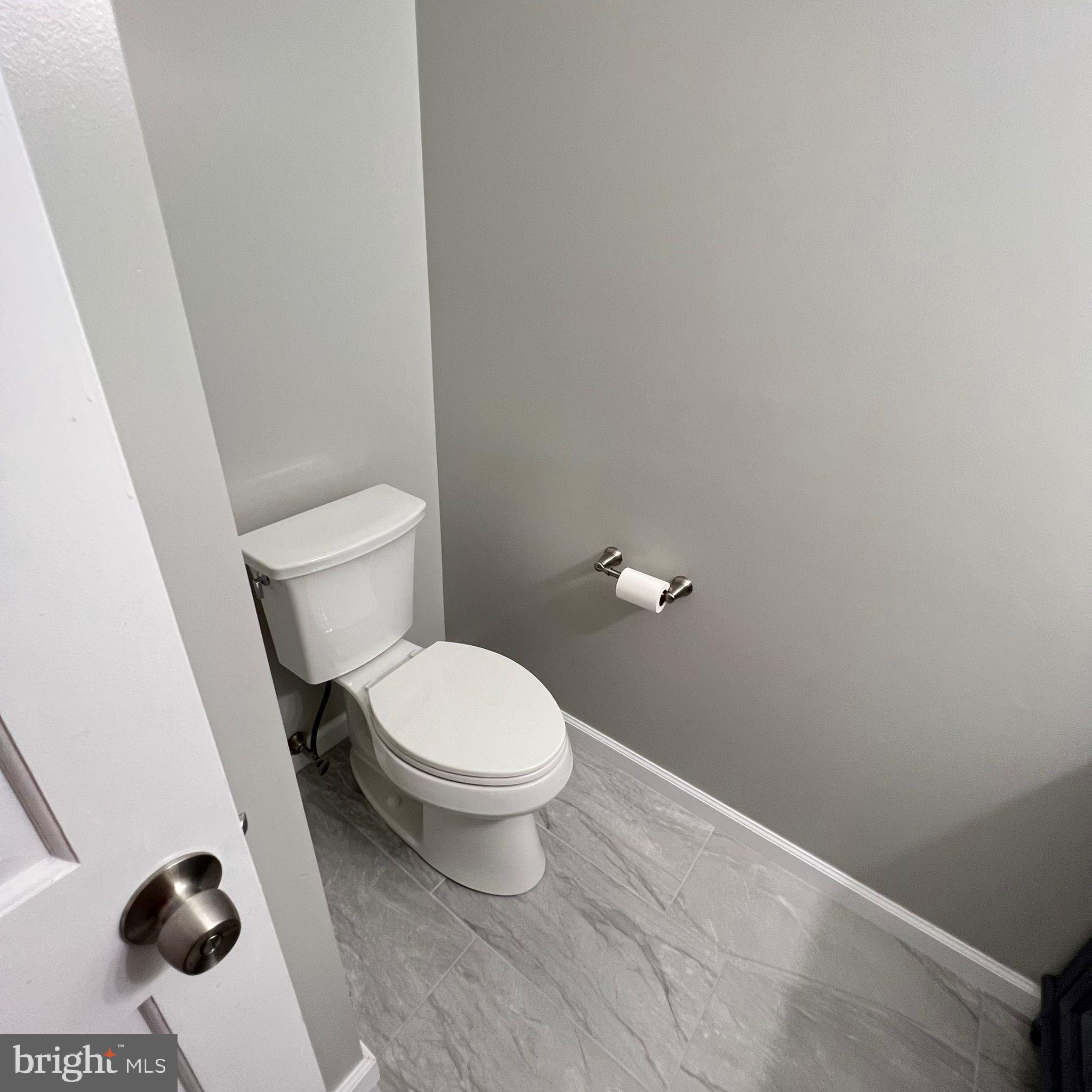 CHARING CROSS - Residential Lease