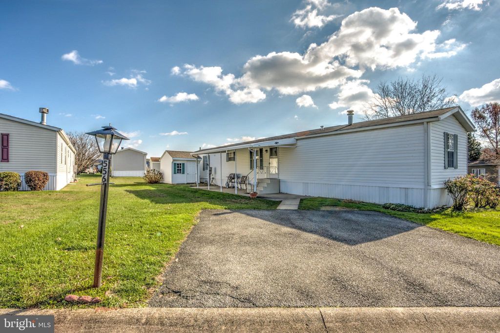 Photo of 556 HOLLY DR, NEW PROVIDENCE, PA 17560 (MLS # PALA2028112)