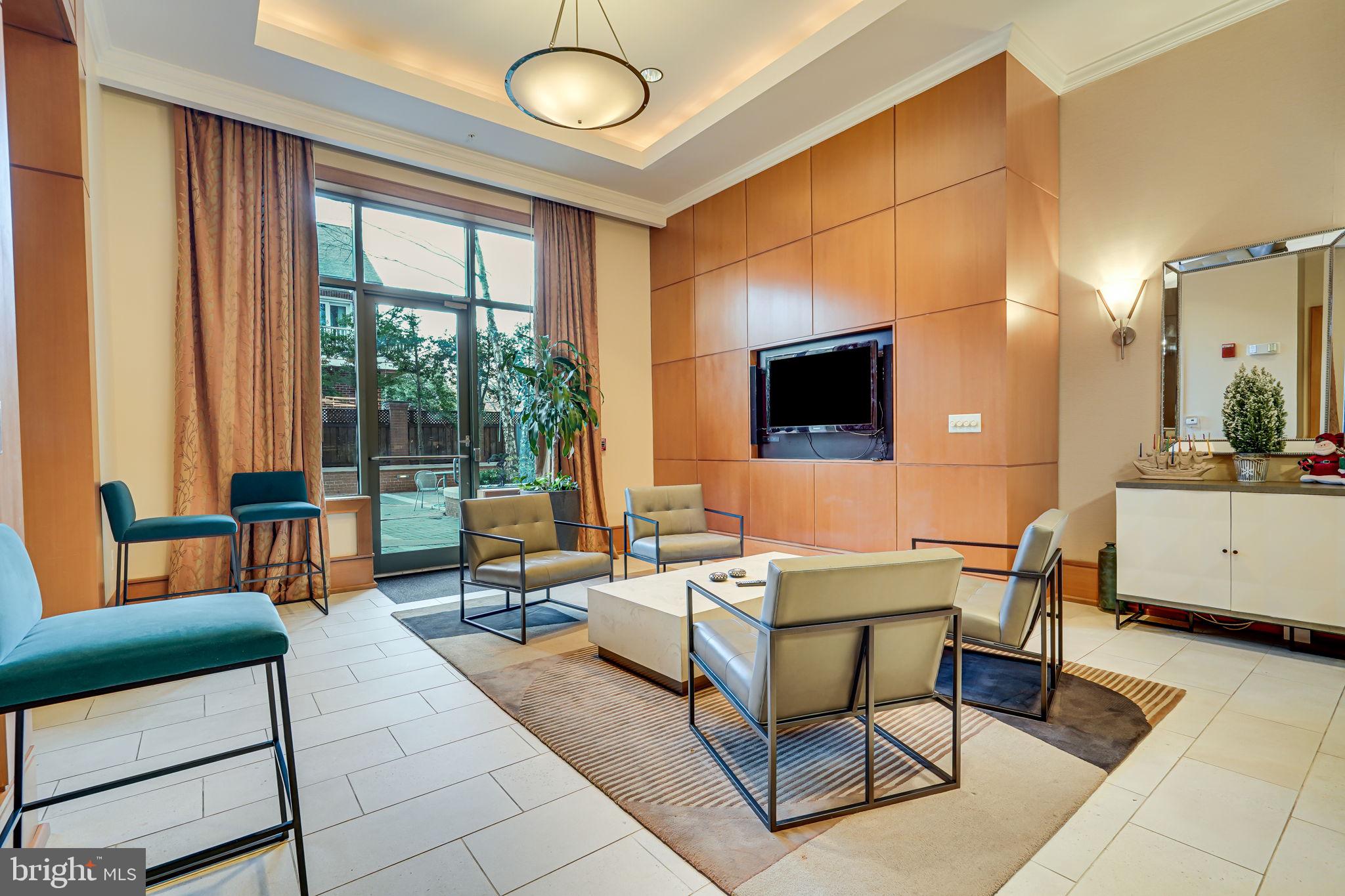 MONROE - Residential