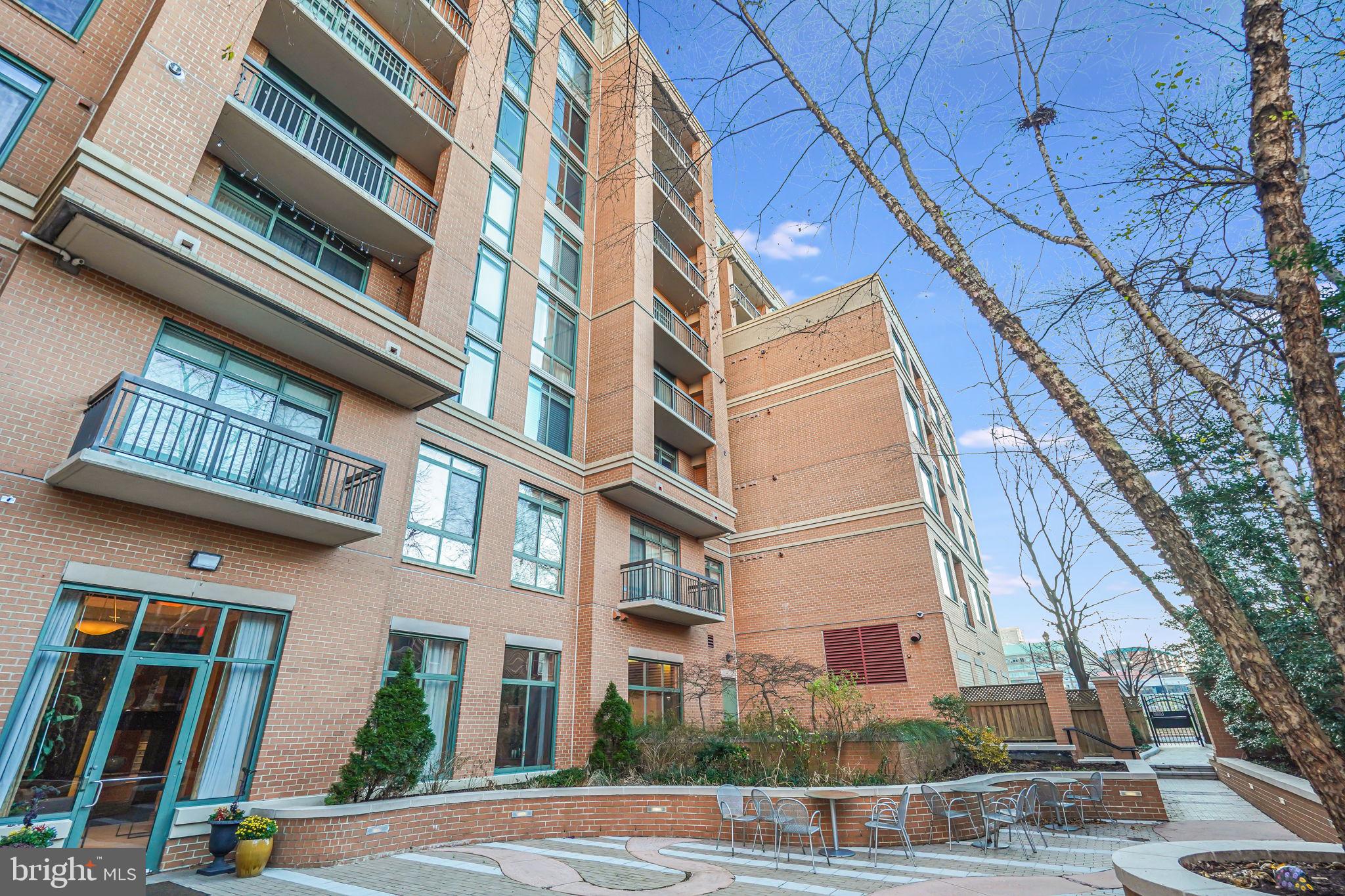 MONROE - Residential