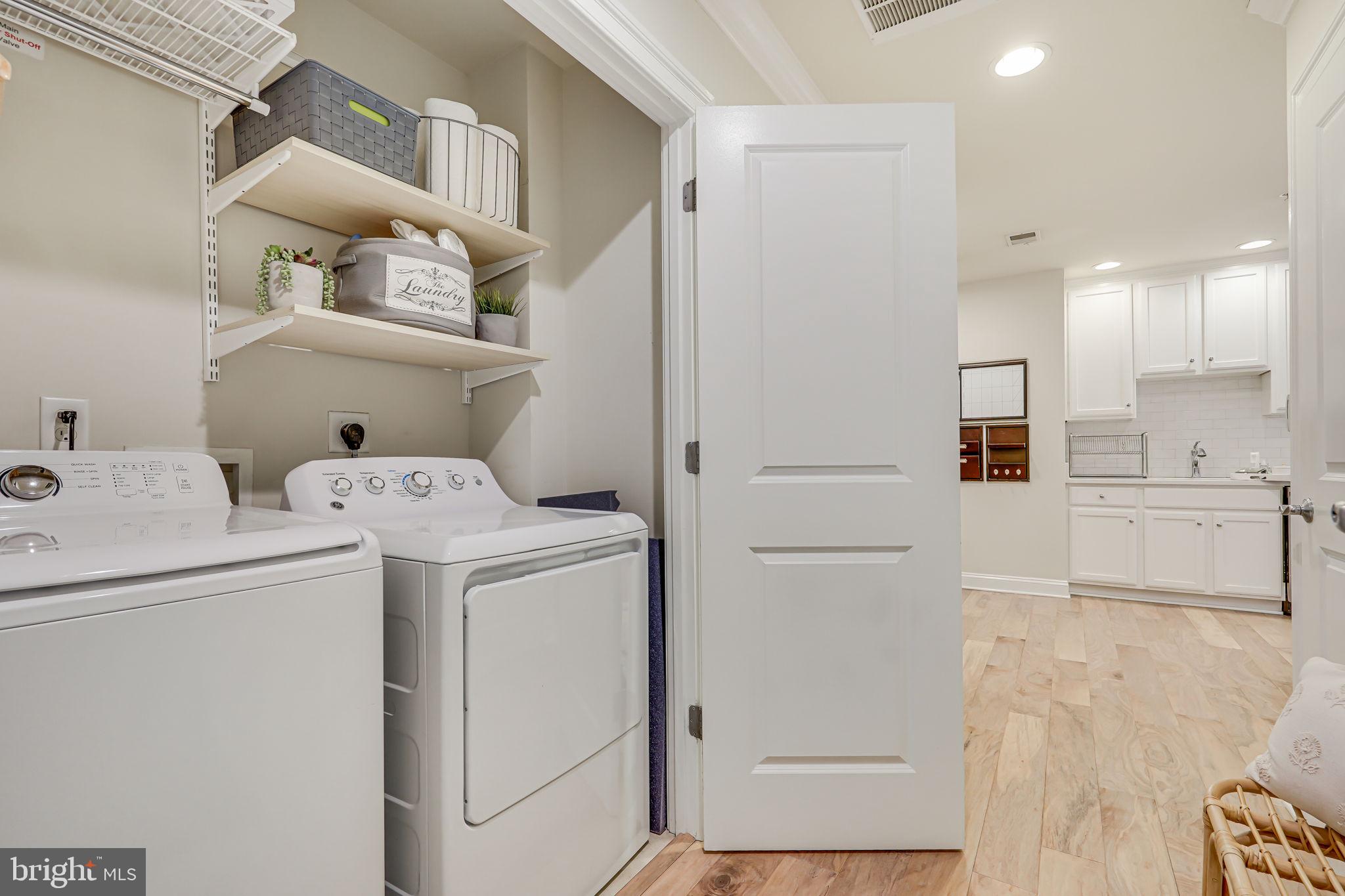 MONROE - Residential