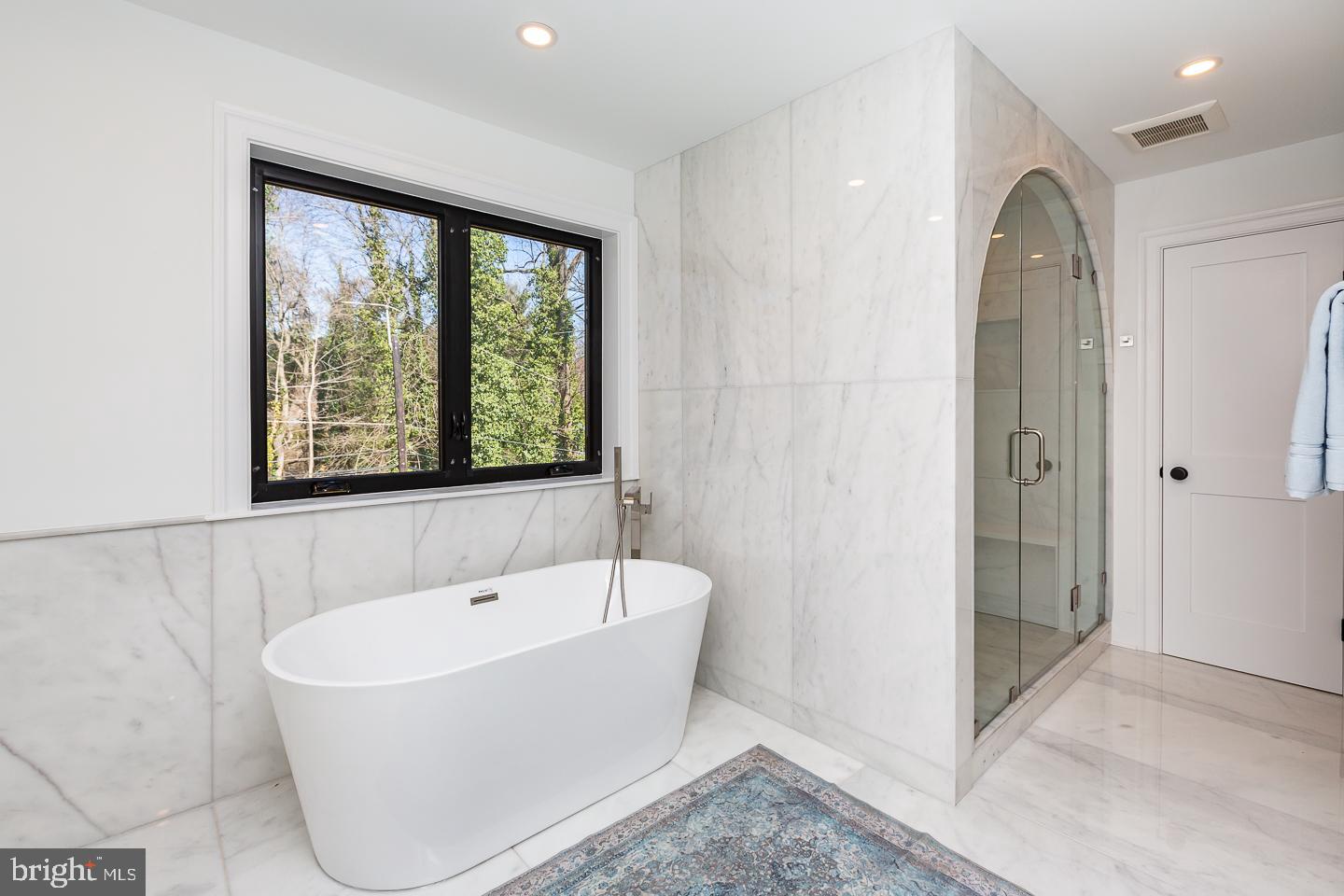 BEECHWOOD - Residential