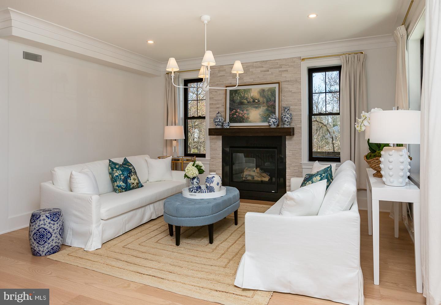 1401 LAWNDALE ROAD
