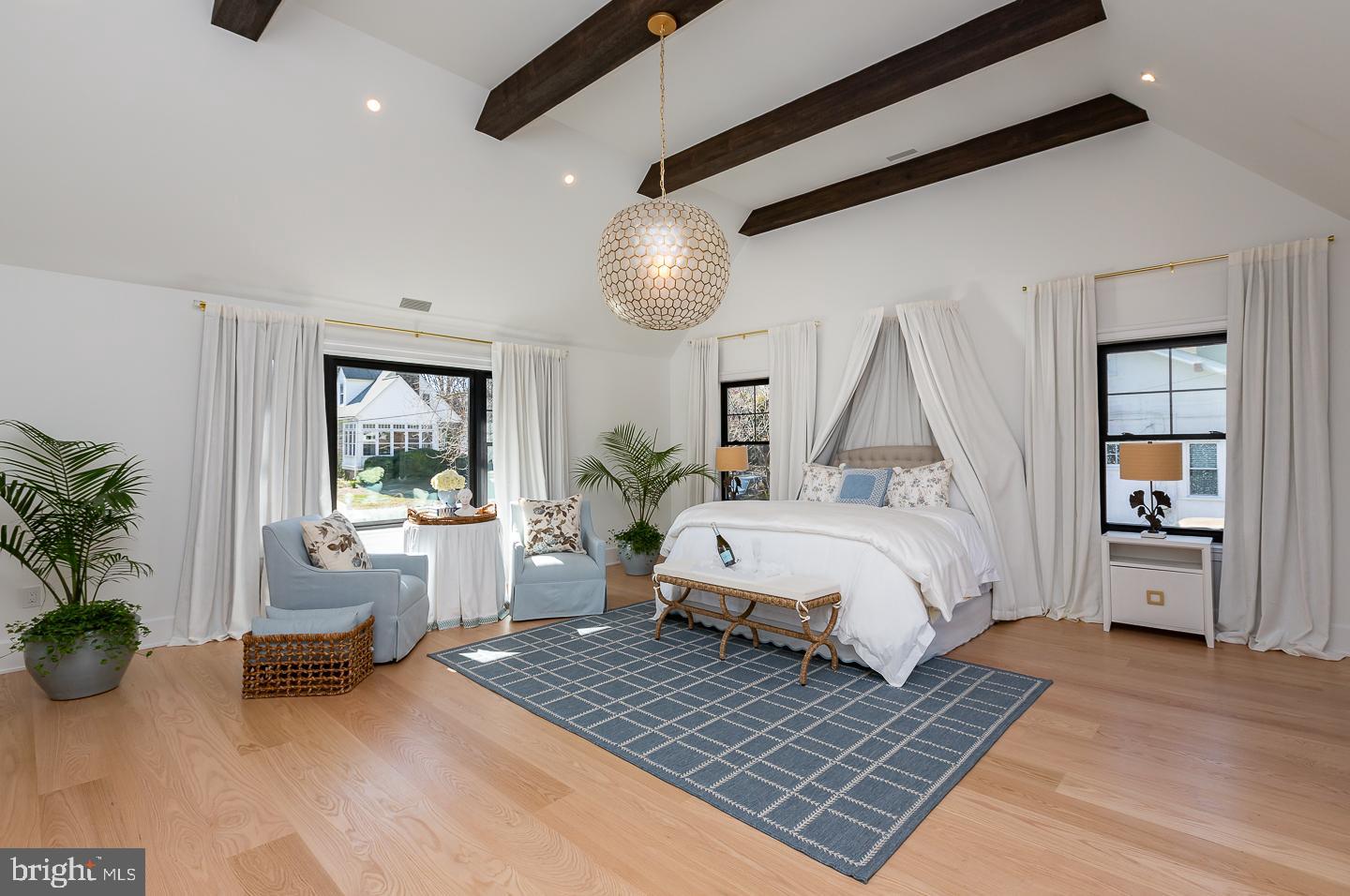 BEECHWOOD - Residential