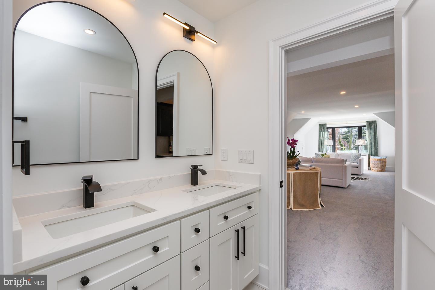 BEECHWOOD - Residential