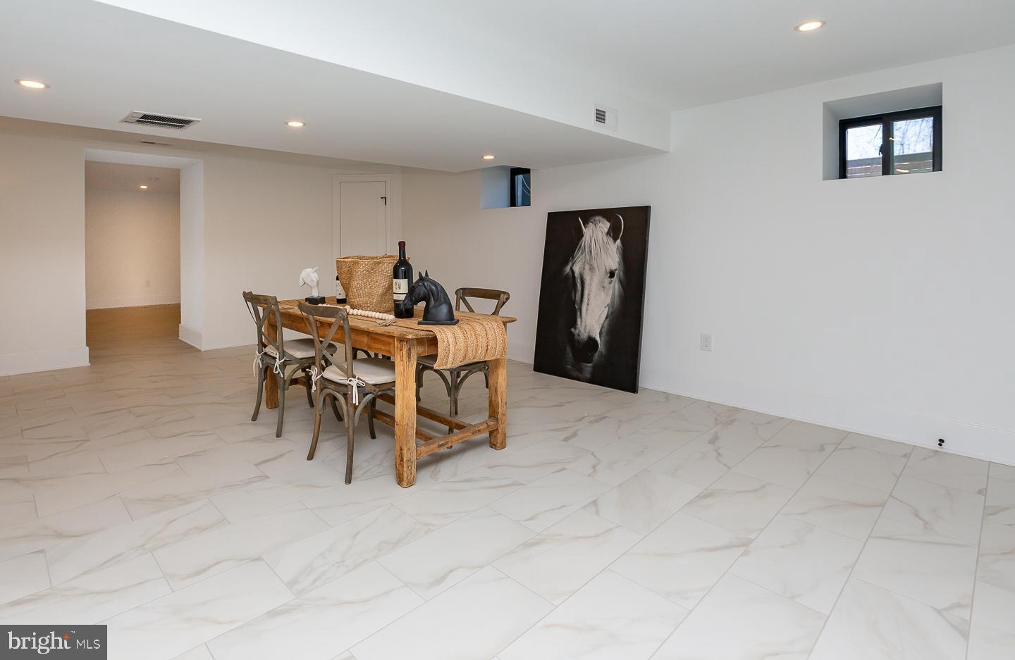 BEECHWOOD - Residential