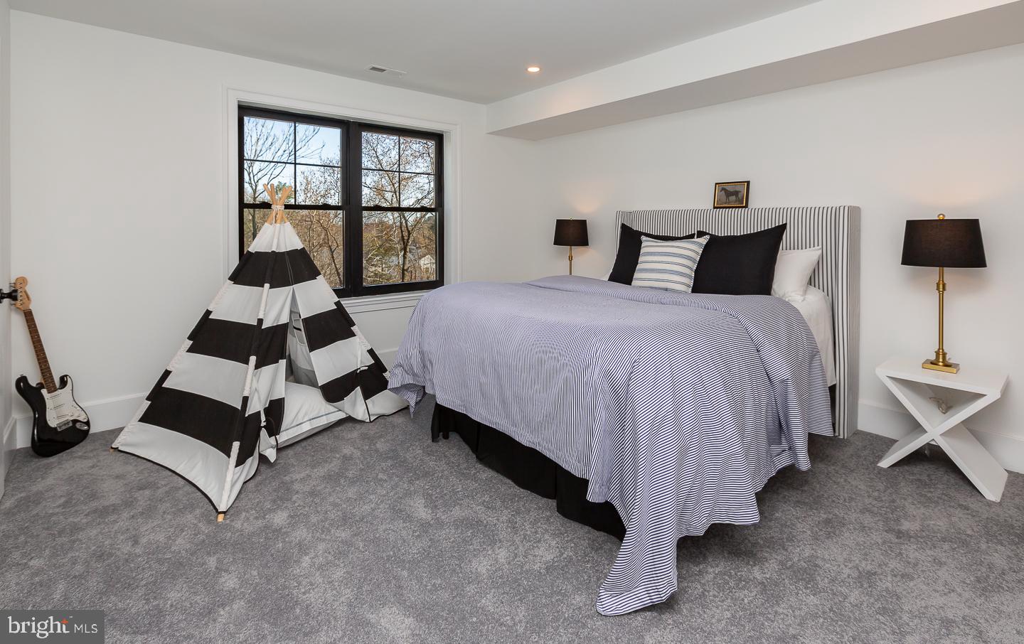 BEECHWOOD - Residential