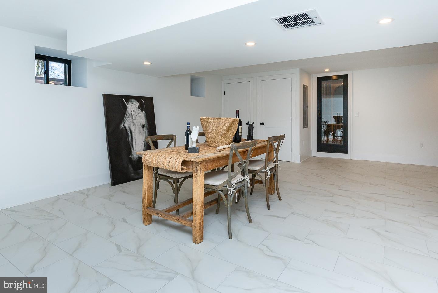 BEECHWOOD - Residential