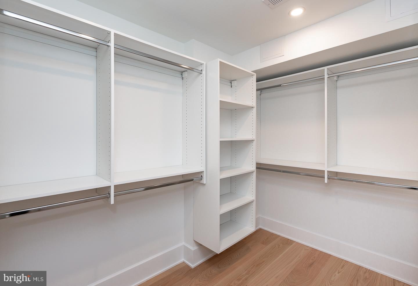 BEECHWOOD - Residential