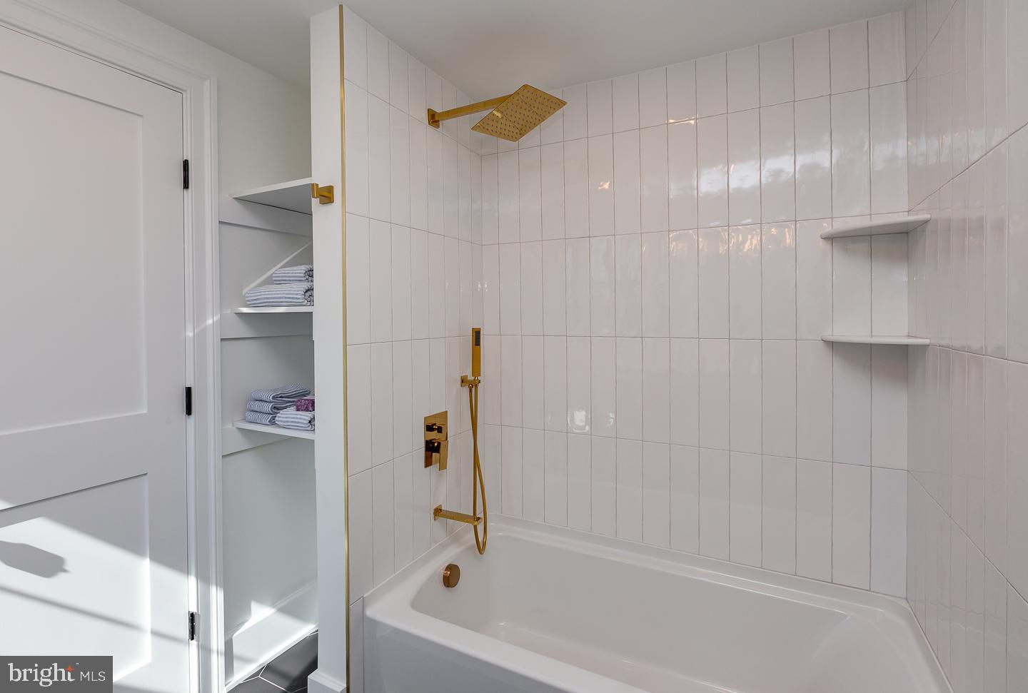 BEECHWOOD - Residential