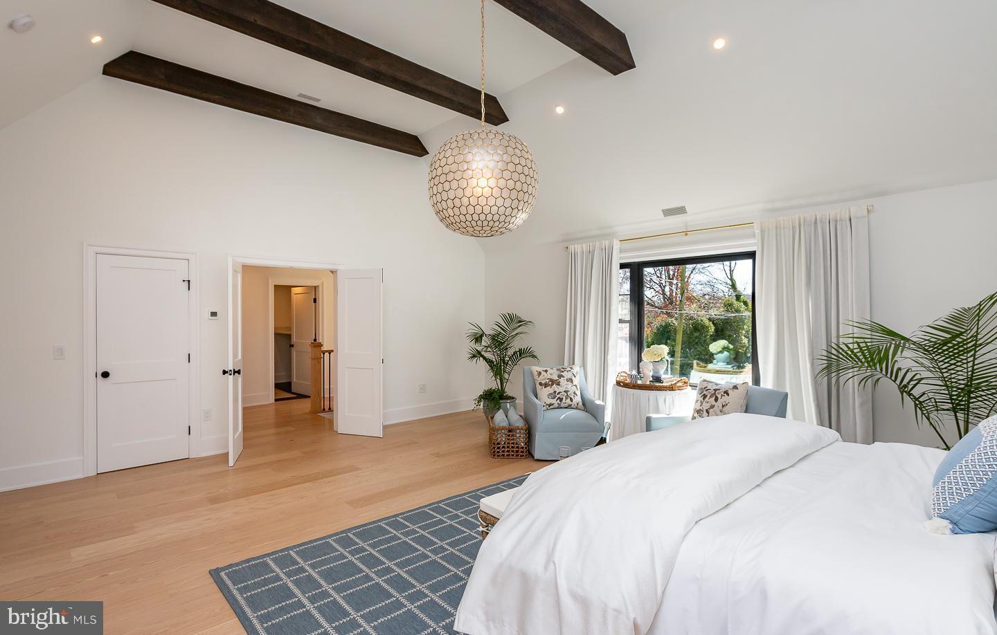 BEECHWOOD - Residential