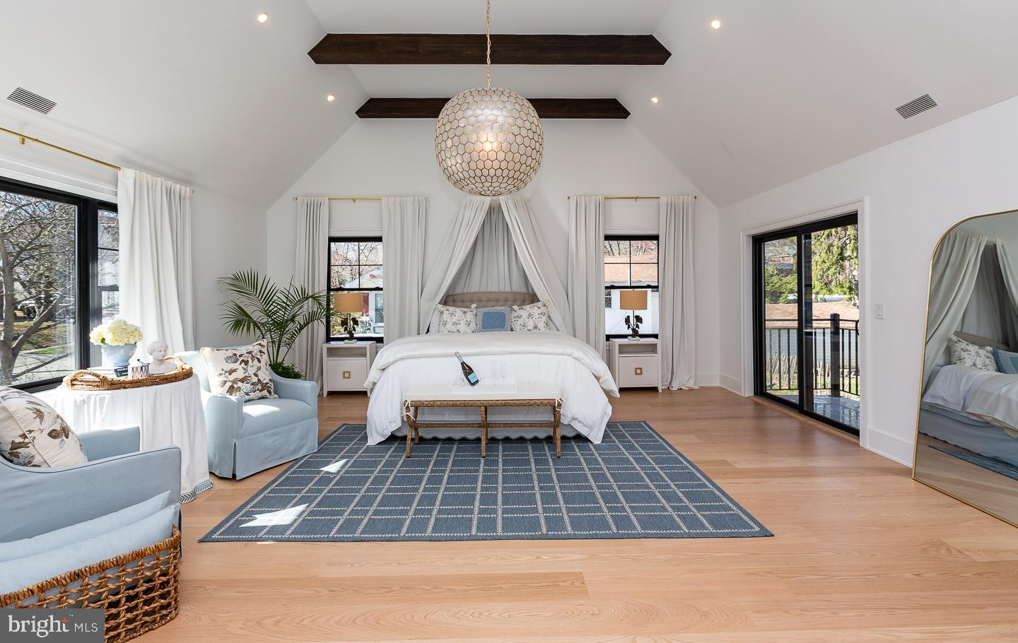 BEECHWOOD - Residential