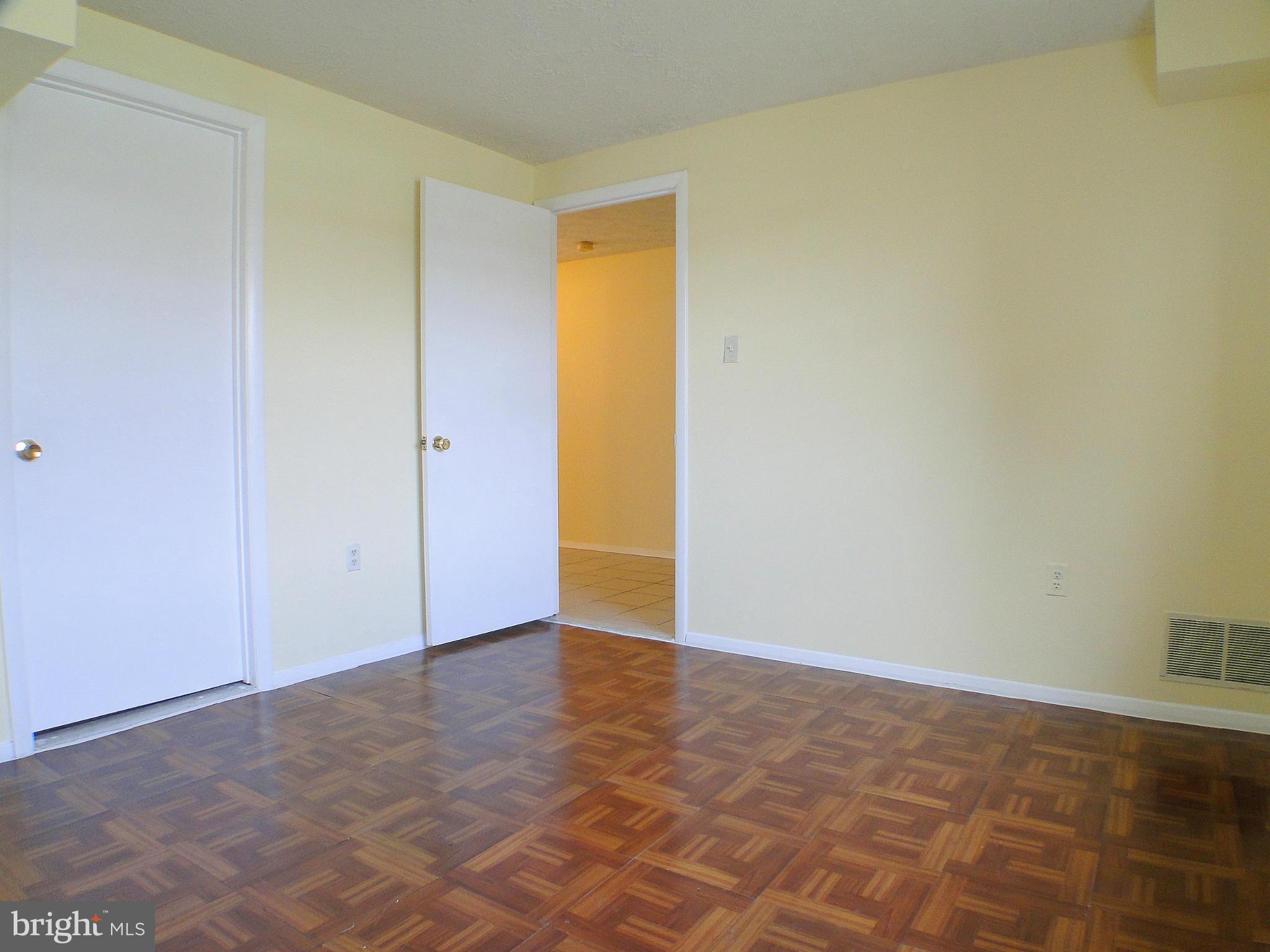 BROADFIELD AT WILTON FARM - Residential