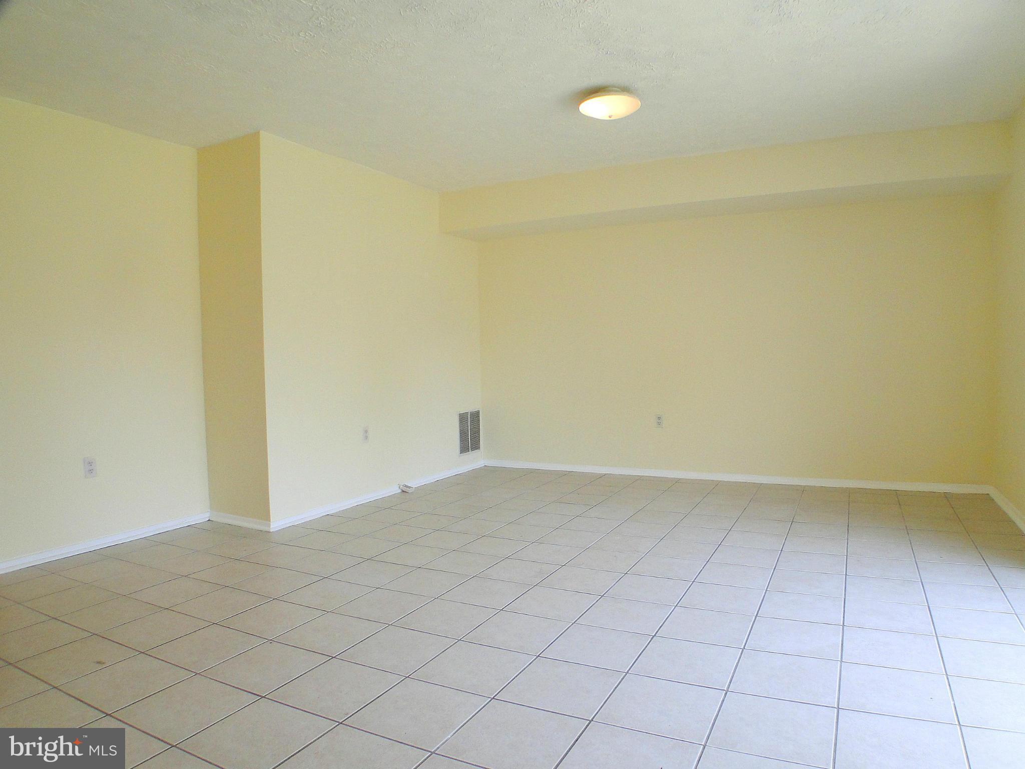 BROADFIELD AT WILTON FARM - Residential