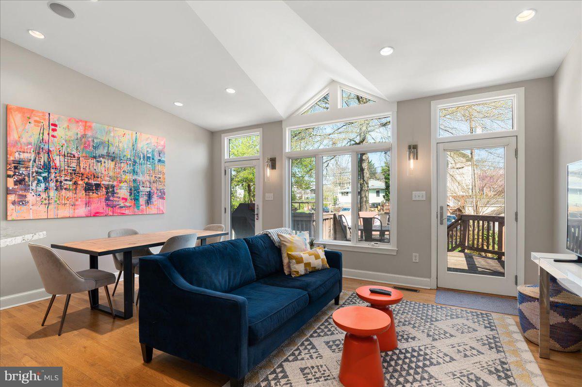 DEL RAY - Residential