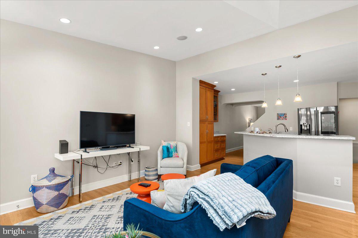 DEL RAY - Residential