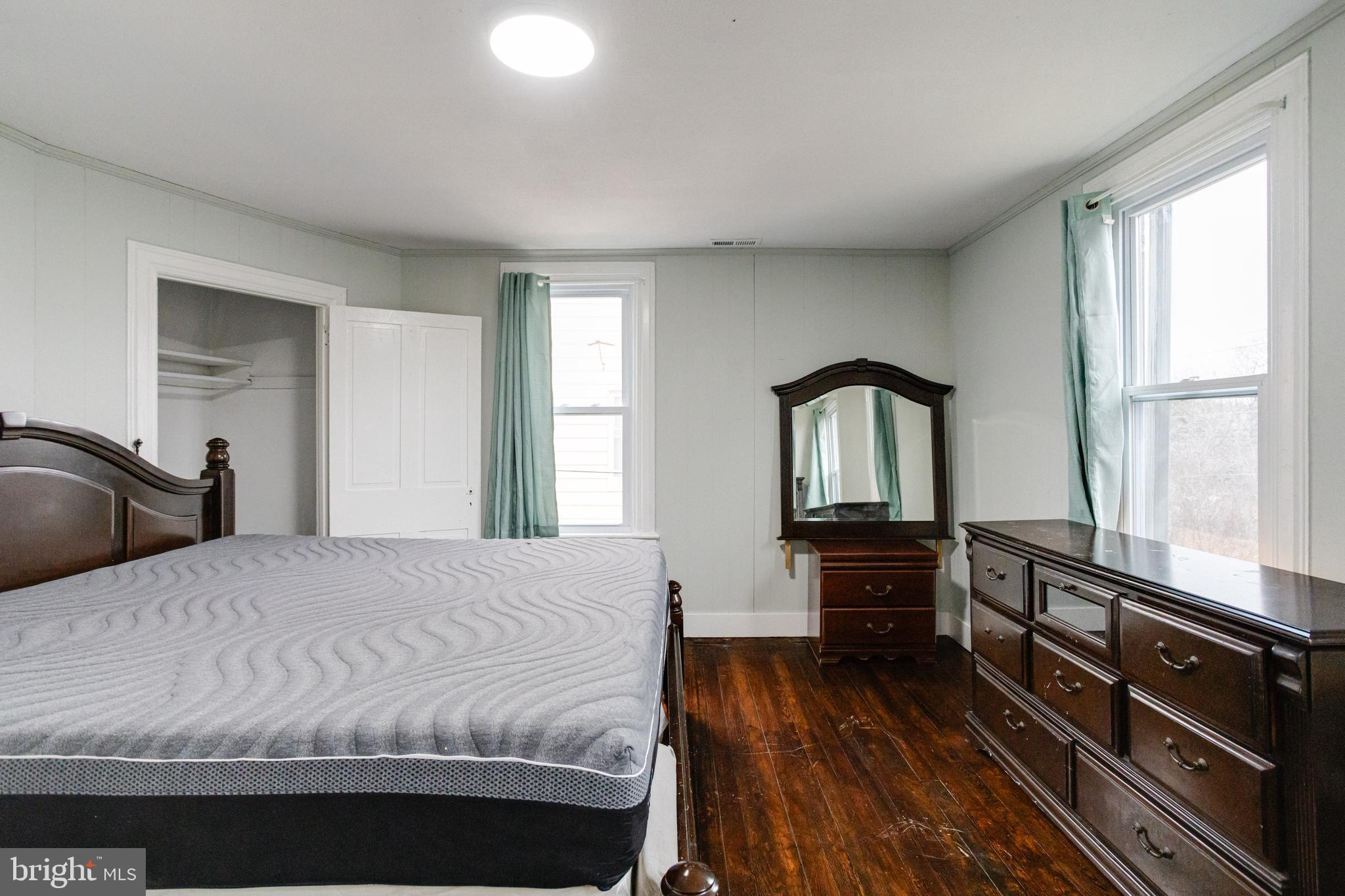 ABERDEEN HILLS - Residential